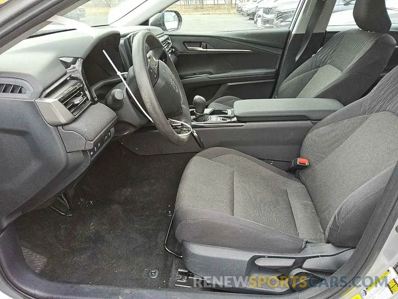 7 fotografías del automóvil dañado 4T1DAACK7SU001509 TOYOTA CAMRY 2025
