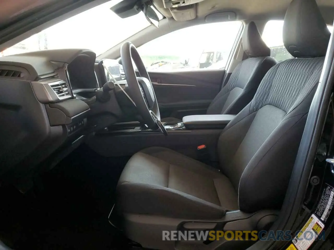 7 fotografías del automóvil dañado 4T1DAACK7SU002305 TOYOTA CAMRY 2025