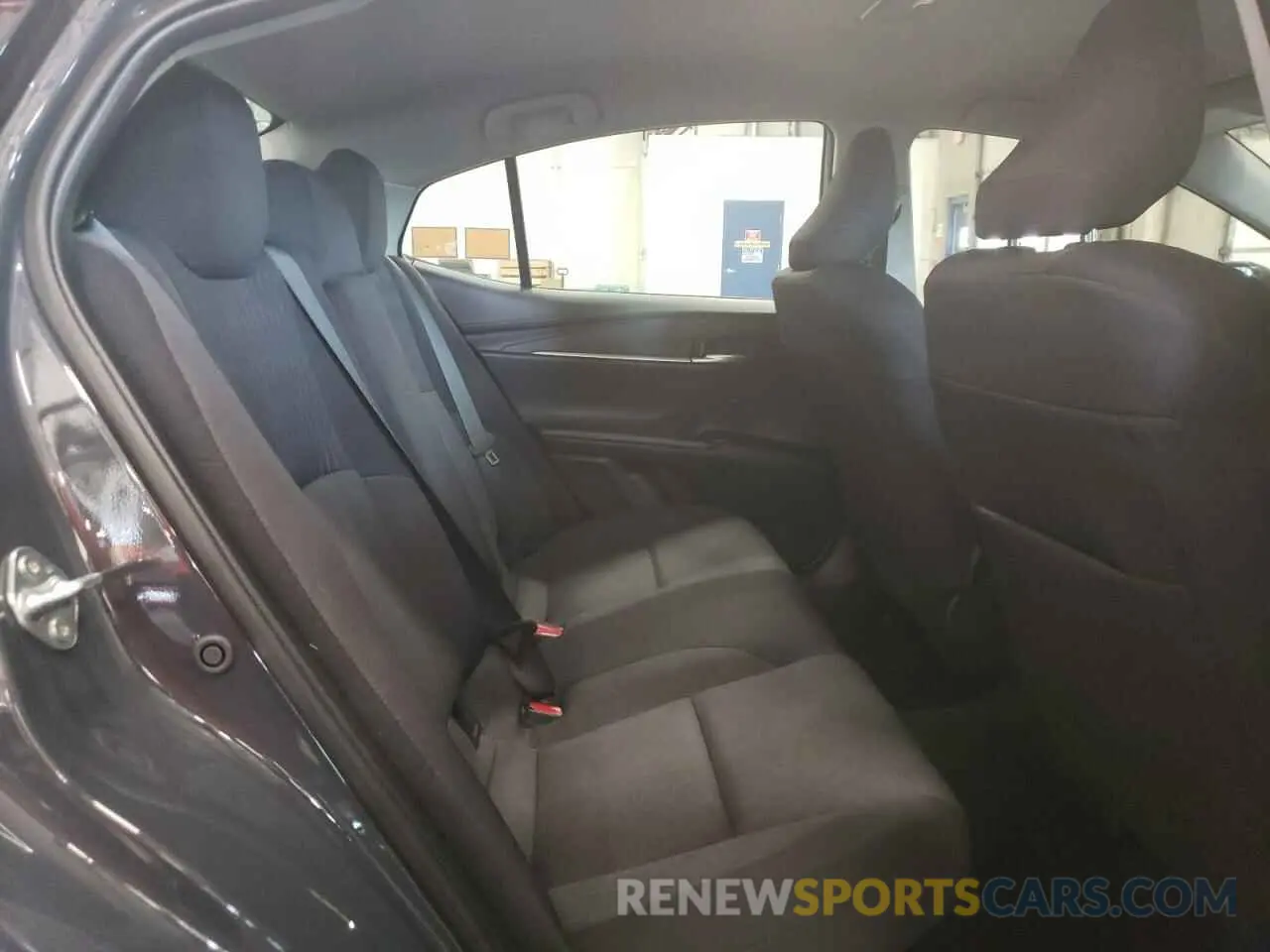 10 fotografías del automóvil dañado 4T1DAACK7SU004135 TOYOTA CAMRY 2025