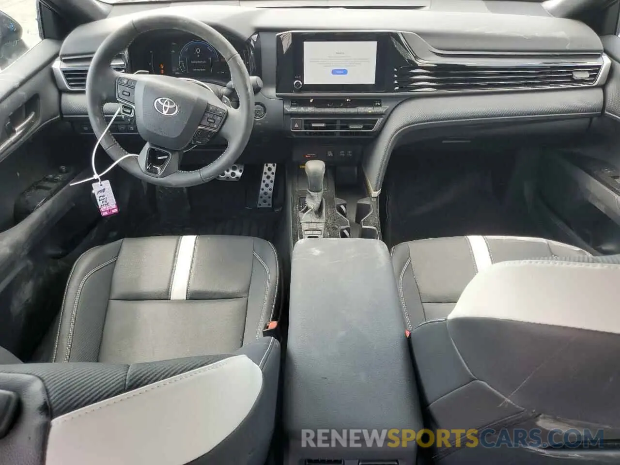 8 fotografías del automóvil dañado 4T1DAACK7SU011232 TOYOTA CAMRY 2025
