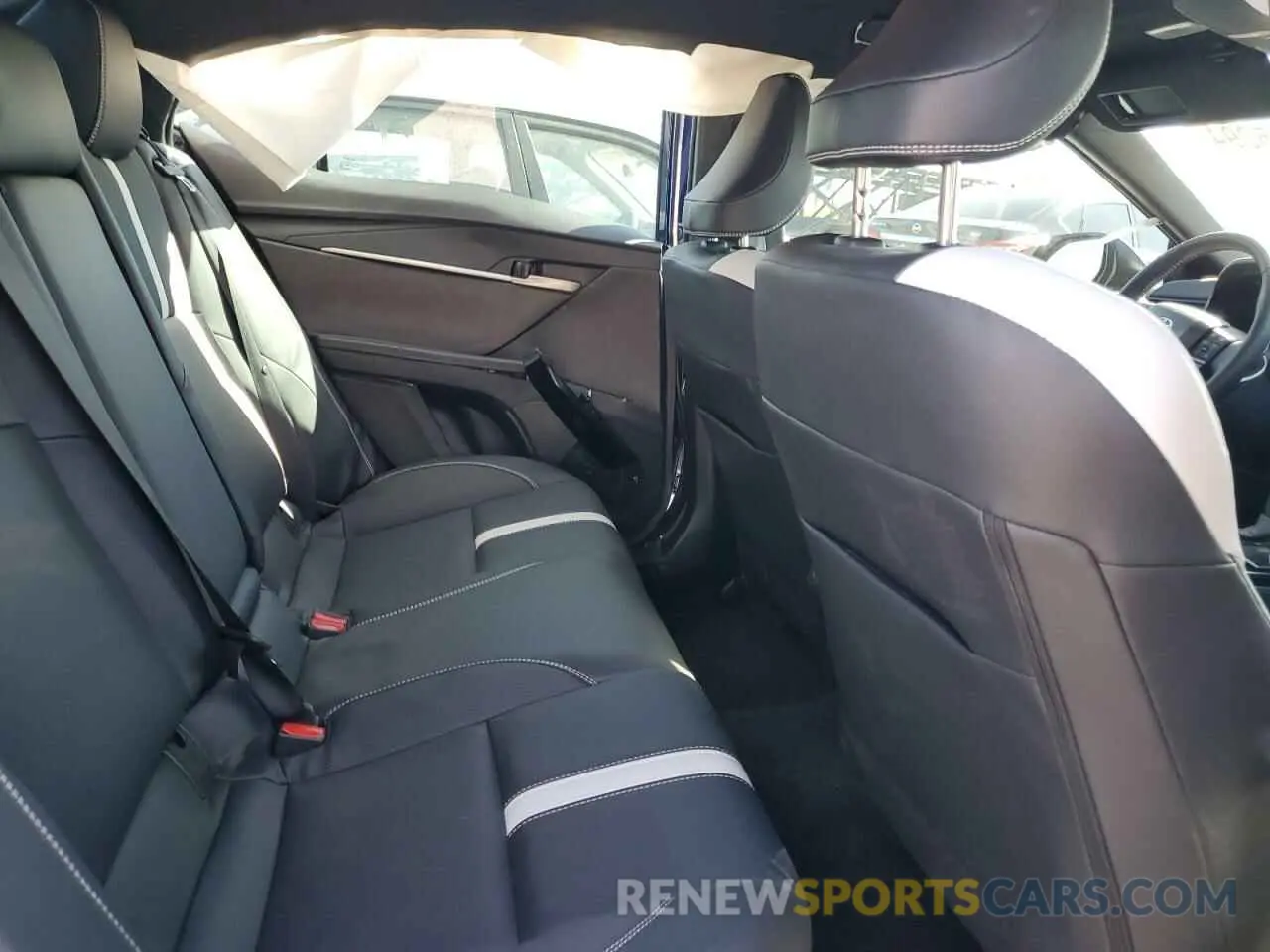 10 fotografías del automóvil dañado 4T1DAACK7SU034588 TOYOTA CAMRY 2025
