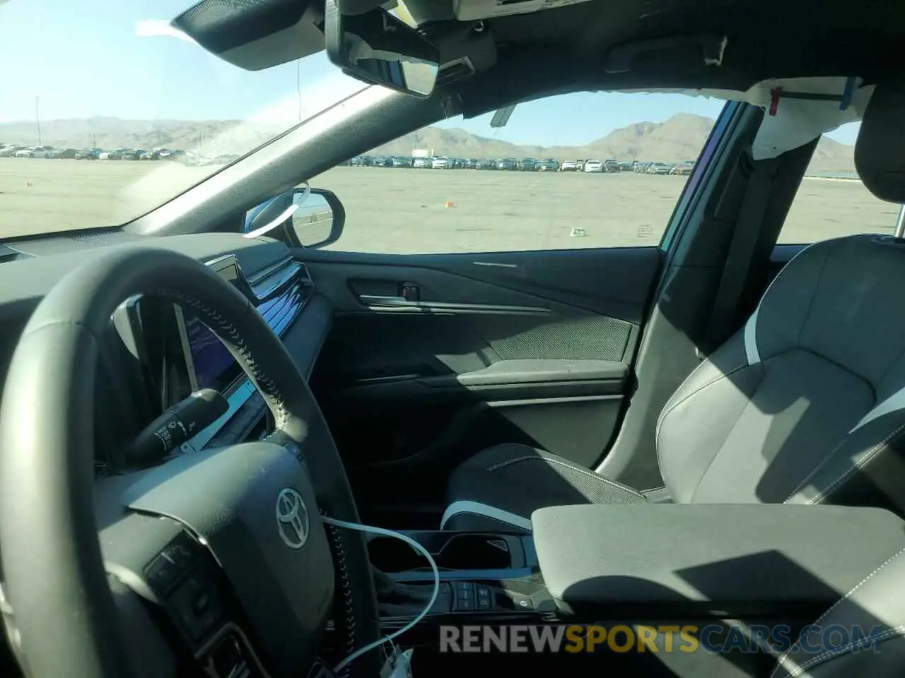 7 fotografías del automóvil dañado 4T1DAACK7SU034588 TOYOTA CAMRY 2025