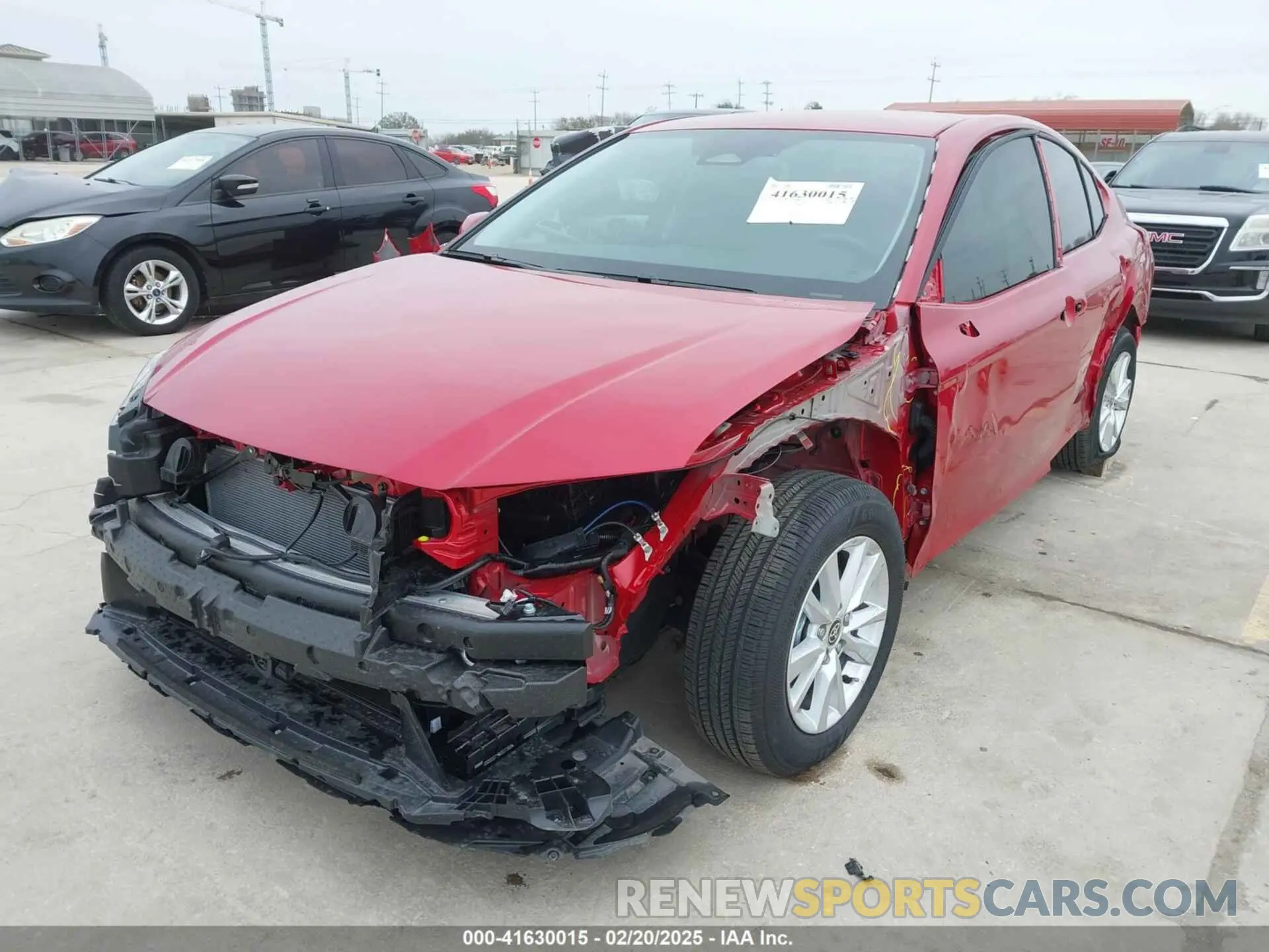 2 fotografías del automóvil dañado 4T1DAACK7SU065128 TOYOTA CAMRY 2025