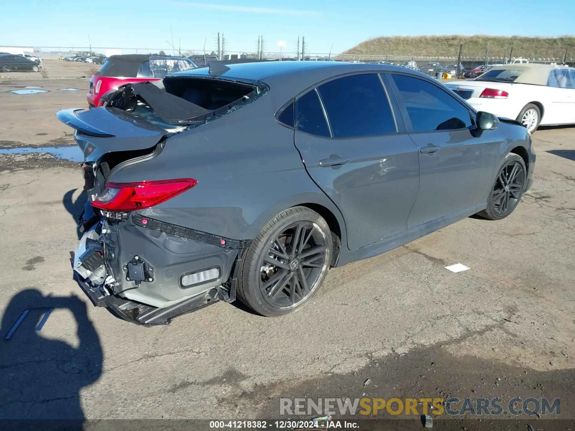 4 fotografías del automóvil dañado 4T1DAACK7SU073214 TOYOTA CAMRY 2025