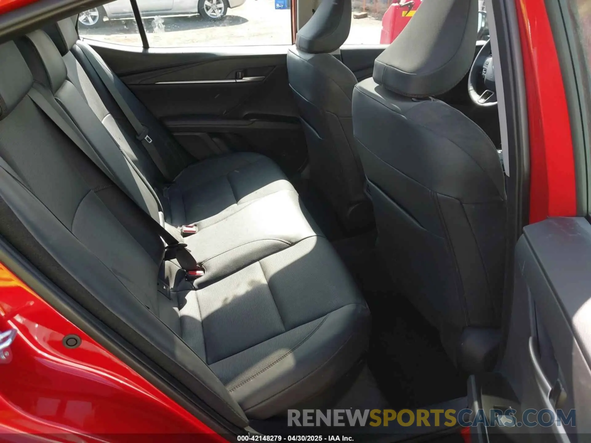 8 fotografías del automóvil dañado 4T1DAACK7SU074170 TOYOTA CAMRY 2025