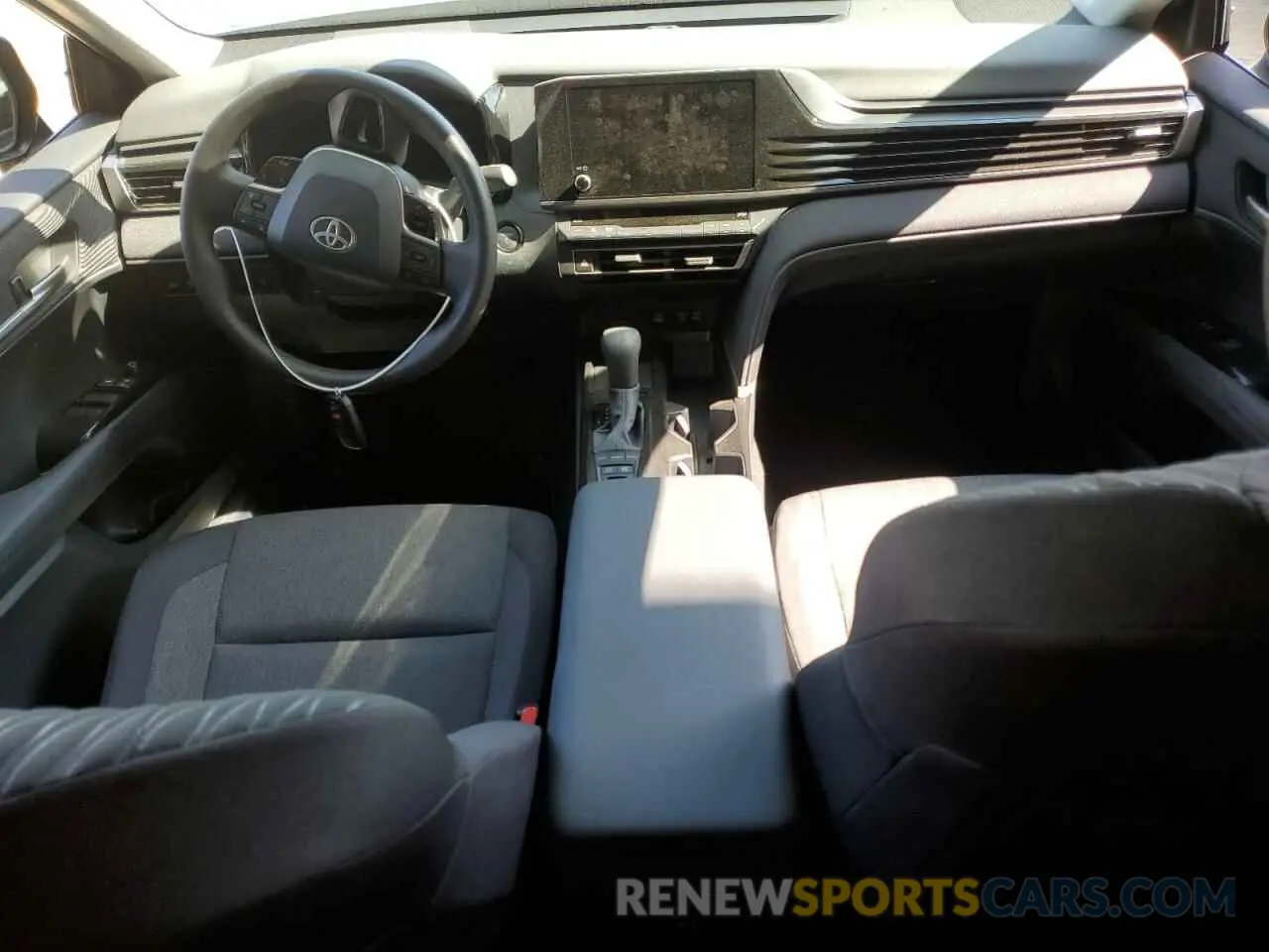 8 fotografías del automóvil dañado 4T1DAACK7SU099134 TOYOTA CAMRY 2025