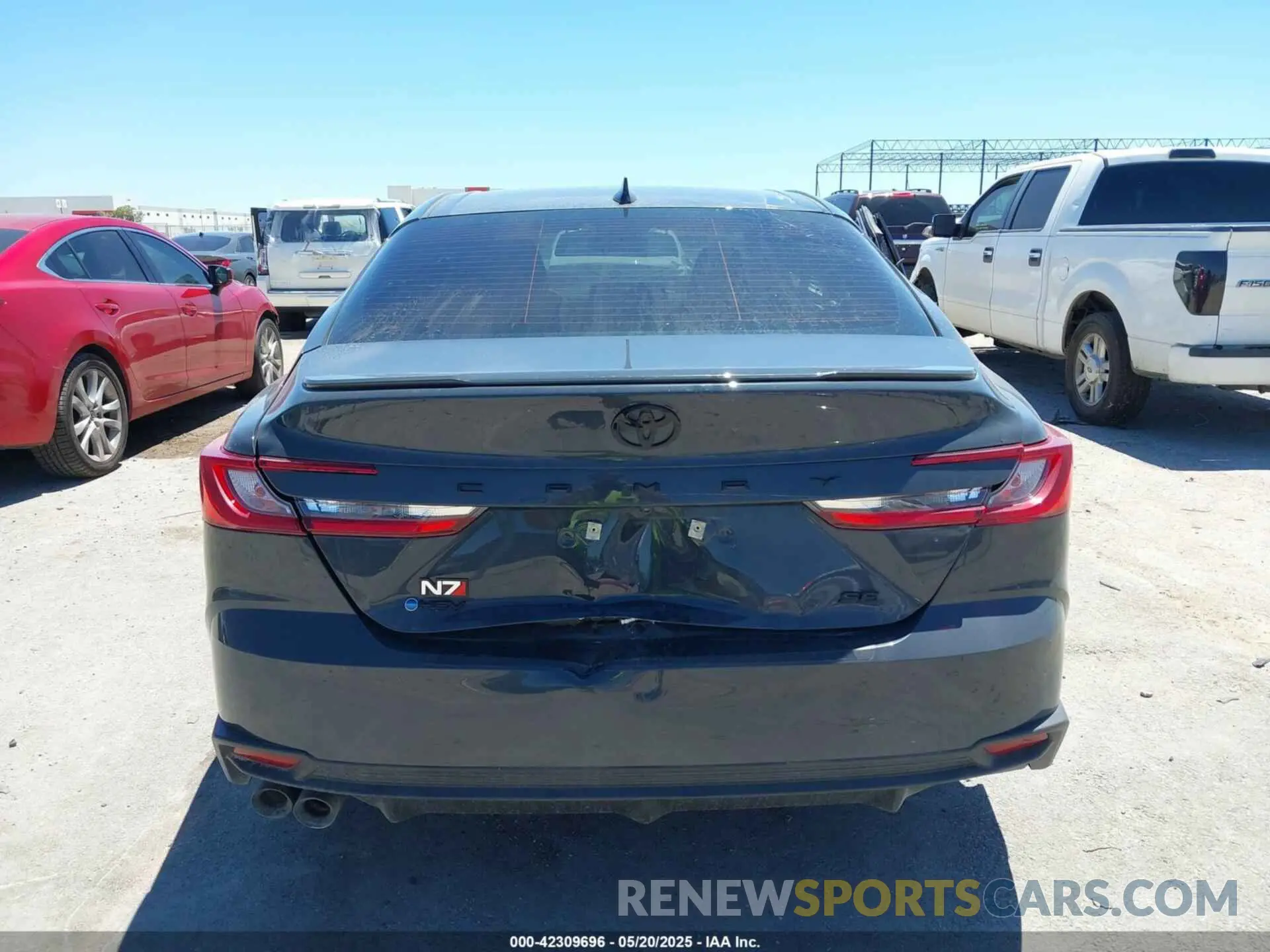 16 fotografías del automóvil dañado 4T1DAACK7SU109550 TOYOTA CAMRY 2025