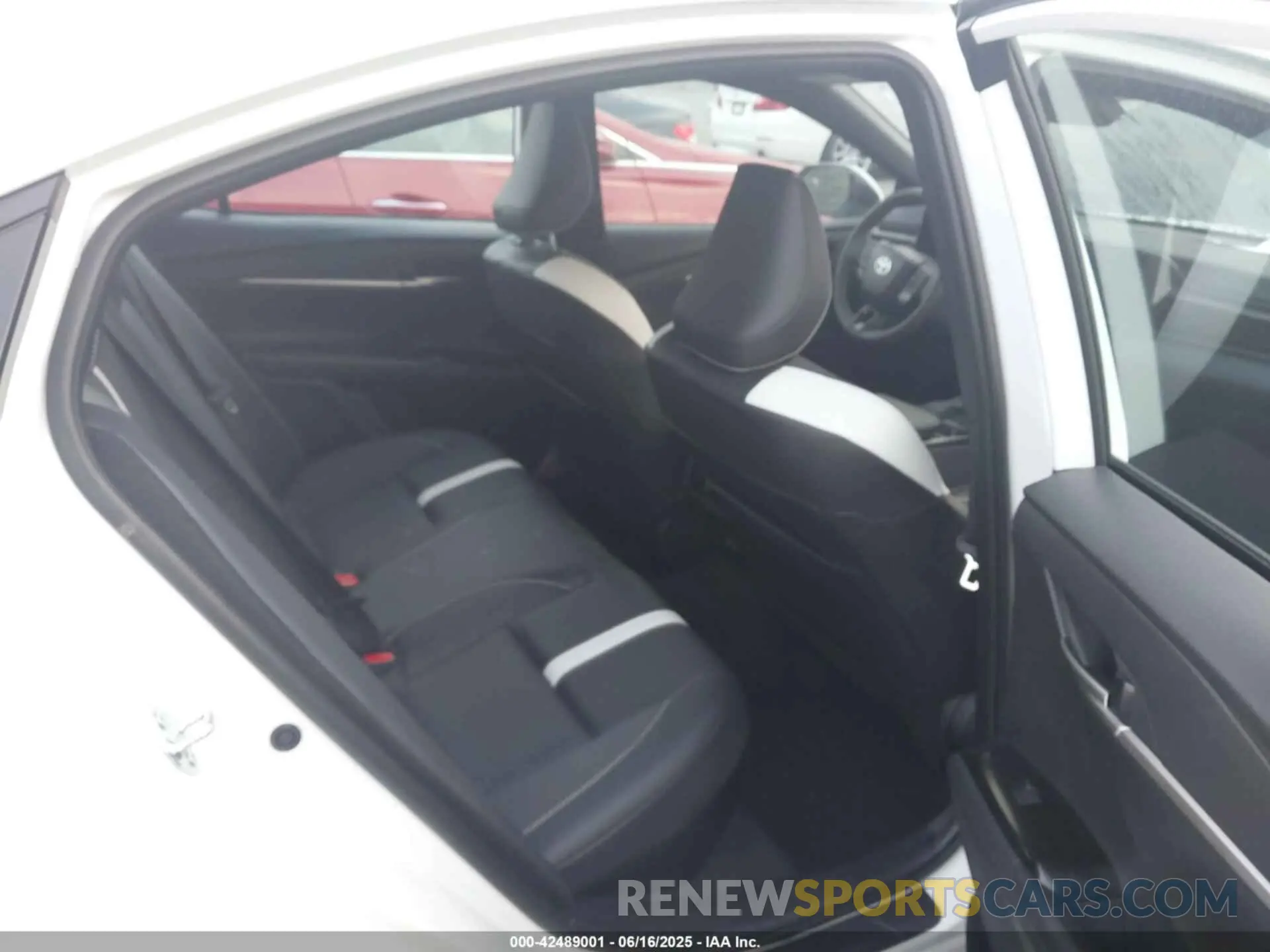 8 fotografías del automóvil dañado 4T1DAACK7SU152544 TOYOTA CAMRY 2025