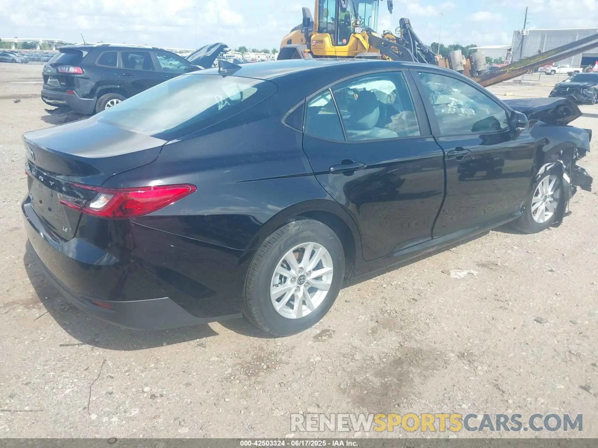 4 fotografías del automóvil dañado 4T1DAACK7SU158358 TOYOTA CAMRY 2025