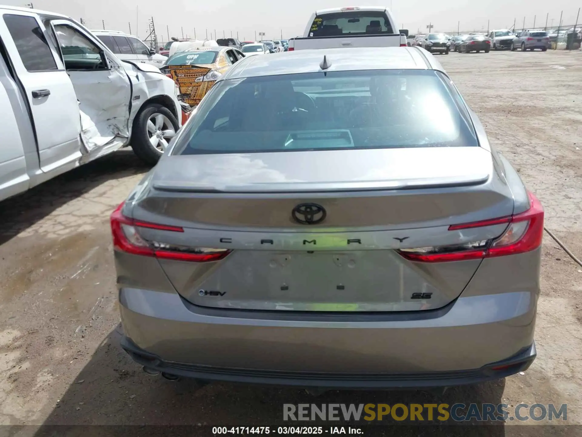 16 fotografías del automóvil dañado 4T1DAACK7SU515005 TOYOTA CAMRY 2025