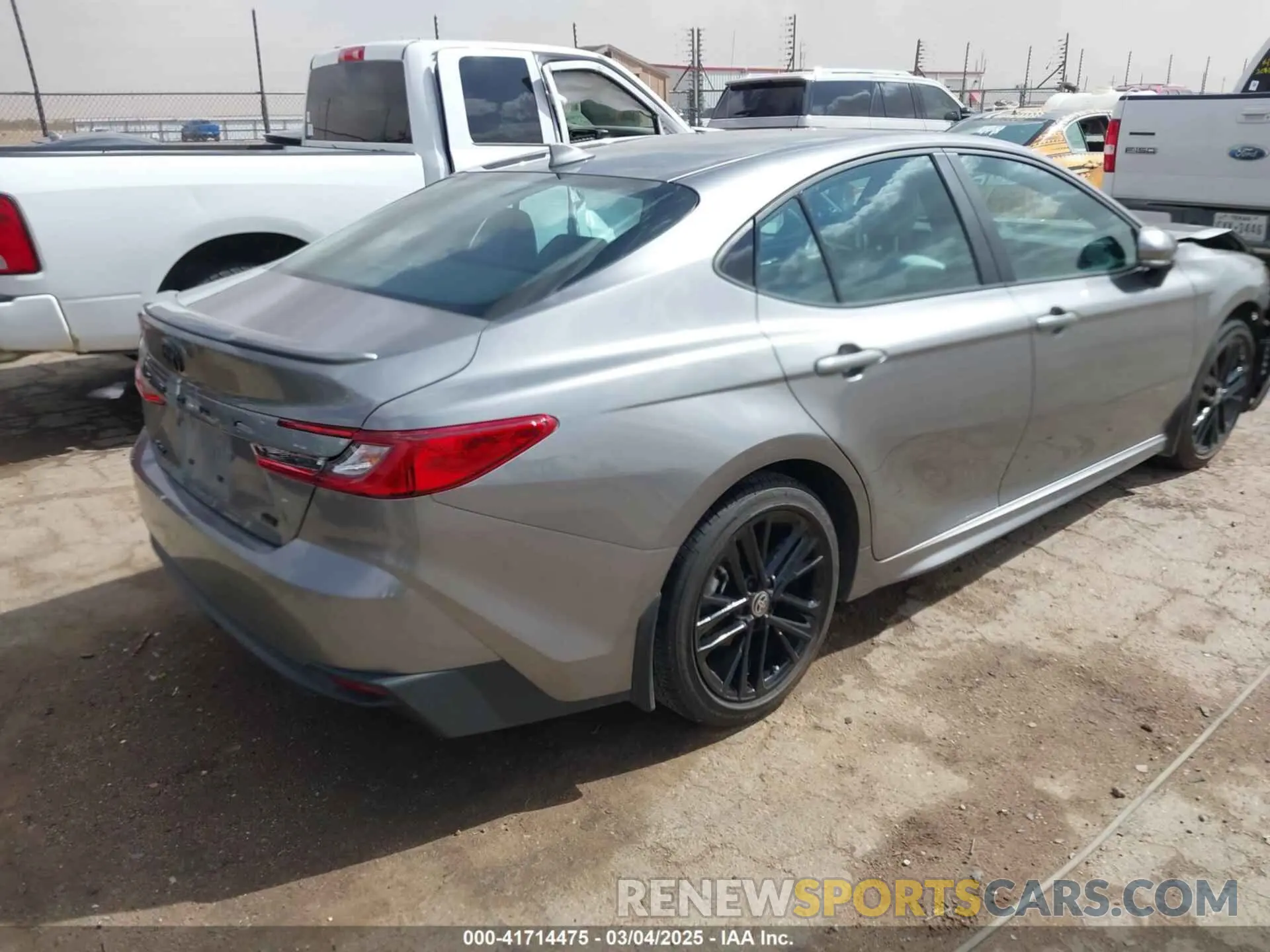 4 fotografías del automóvil dañado 4T1DAACK7SU515005 TOYOTA CAMRY 2025