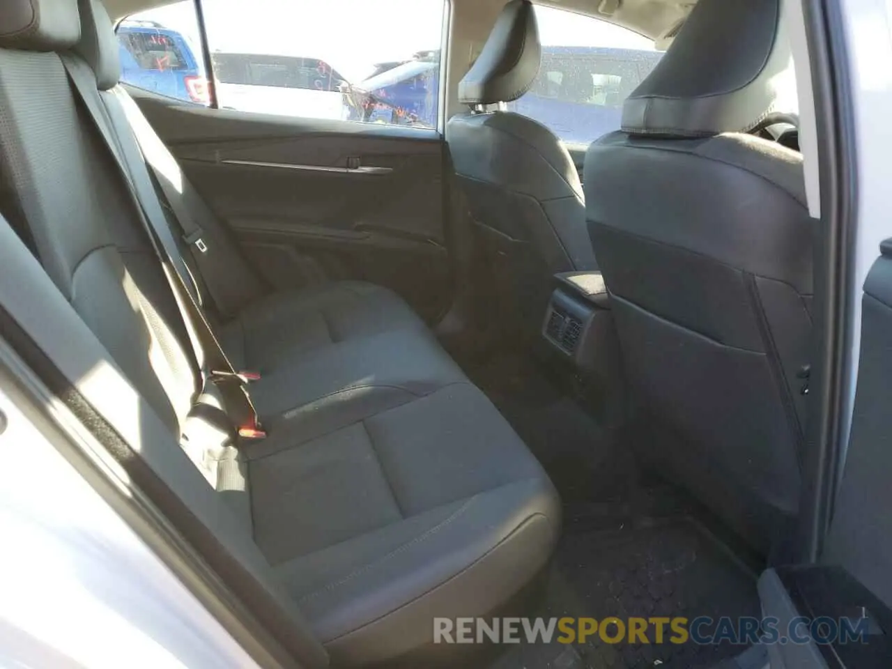 10 fotografías del automóvil dañado 4T1DAACK7SU518583 TOYOTA CAMRY 2025