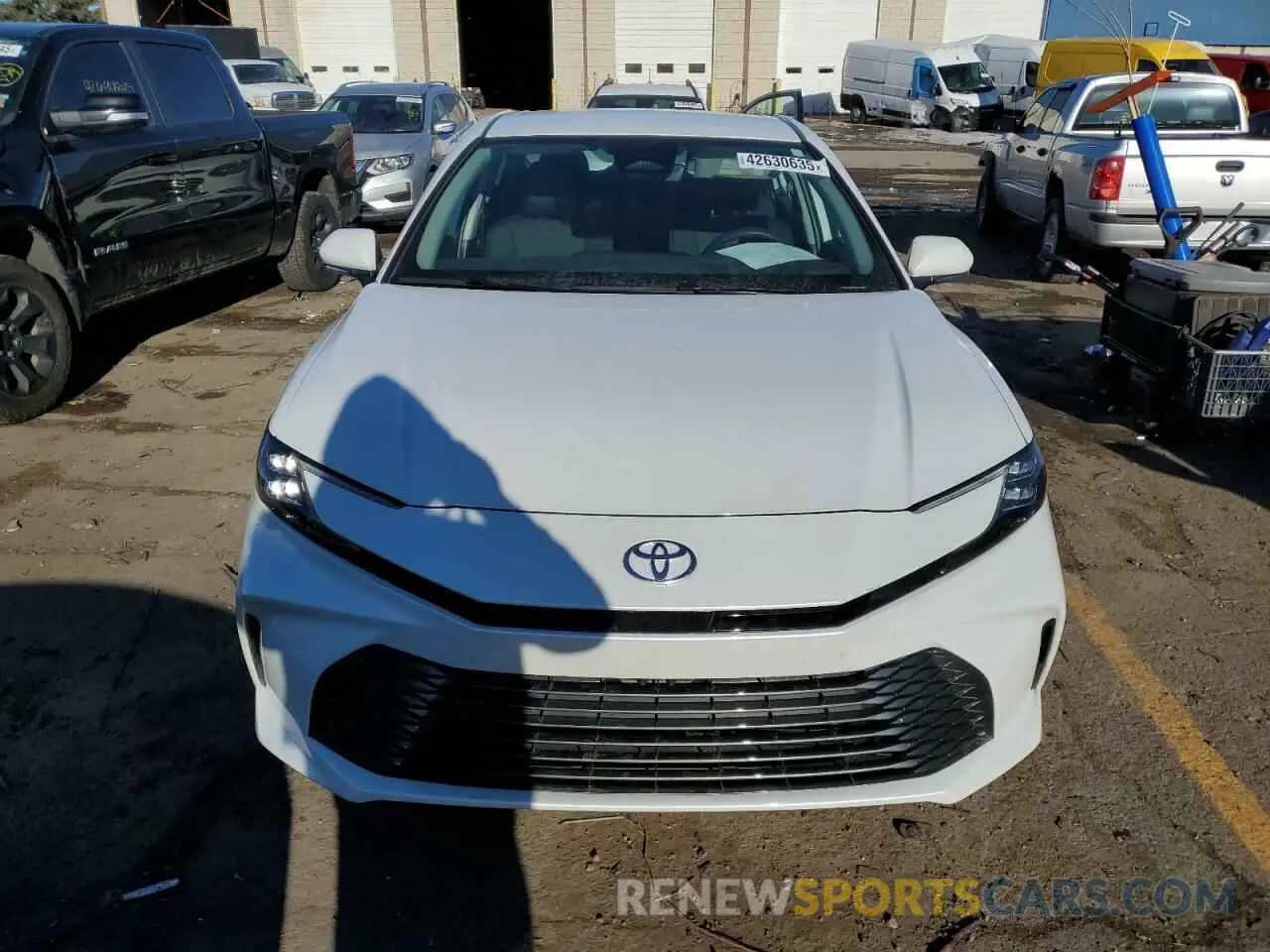 5 fotografías del automóvil dañado 4T1DAACK7SU518583 TOYOTA CAMRY 2025
