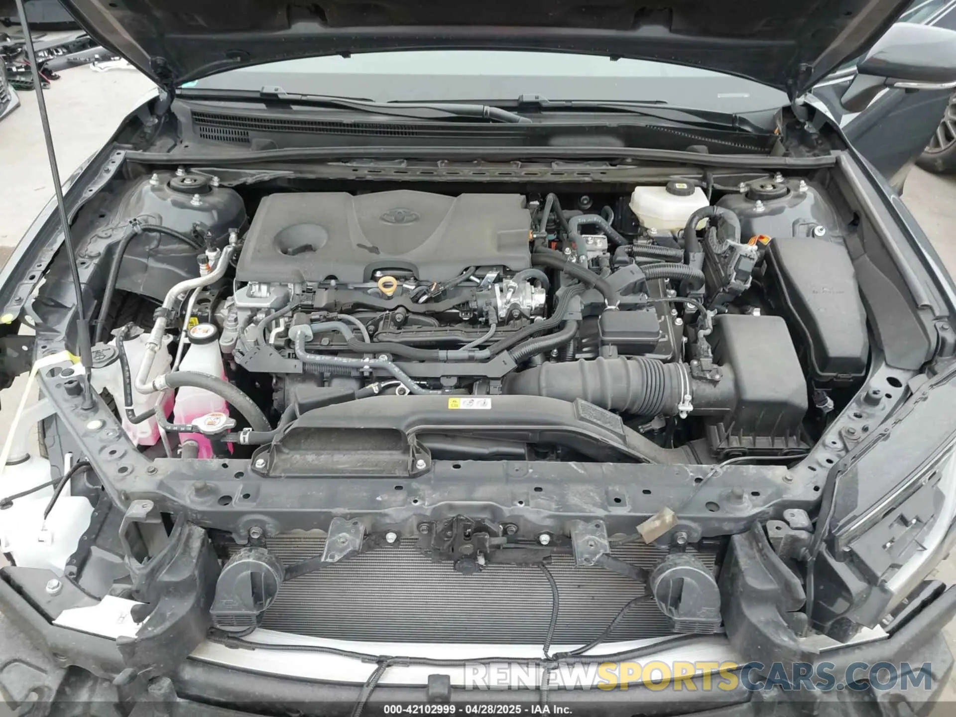 10 fotografías del automóvil dañado 4T1DAACK7SU522570 TOYOTA CAMRY 2025