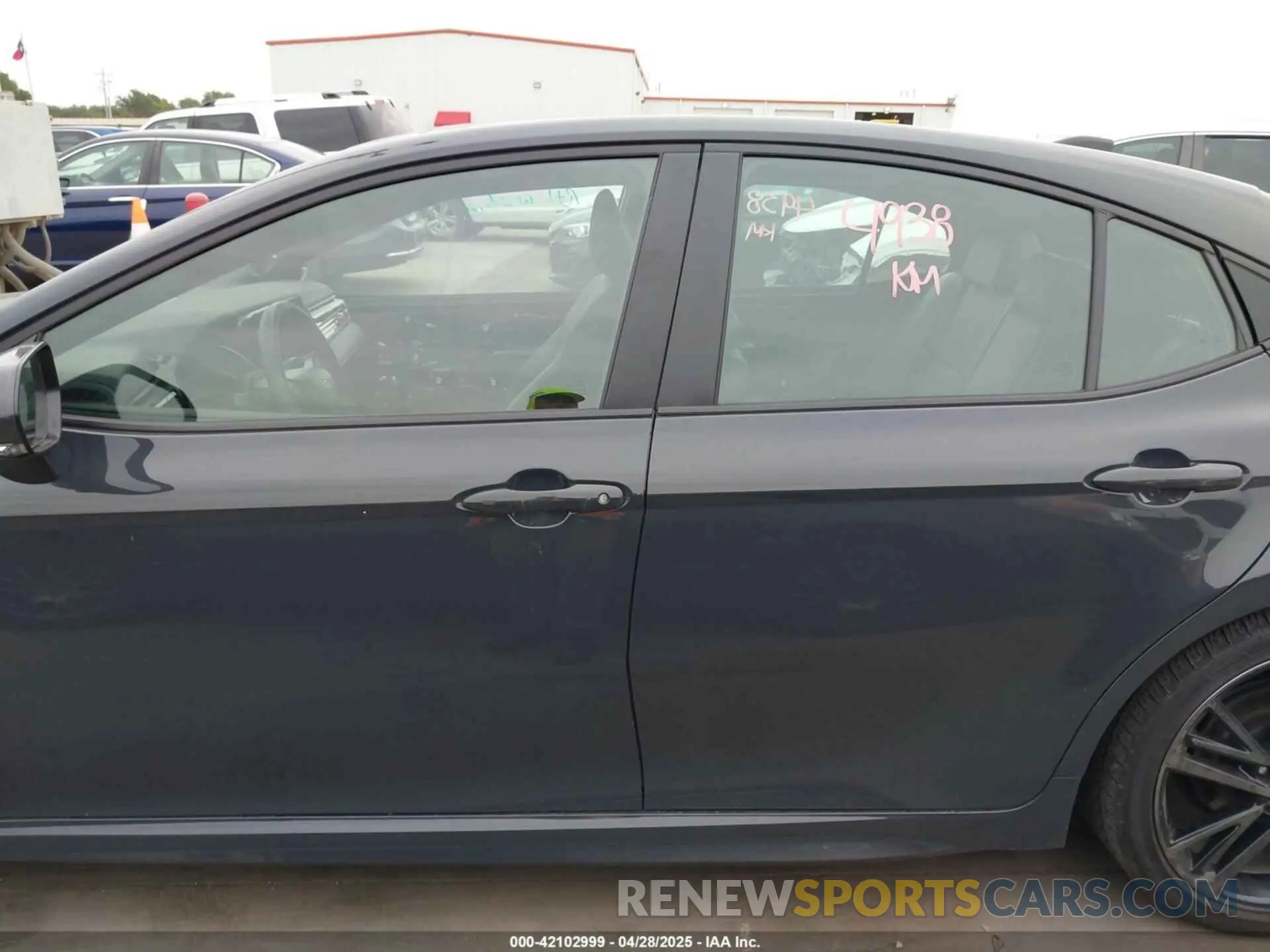 15 fotografías del automóvil dañado 4T1DAACK7SU522570 TOYOTA CAMRY 2025