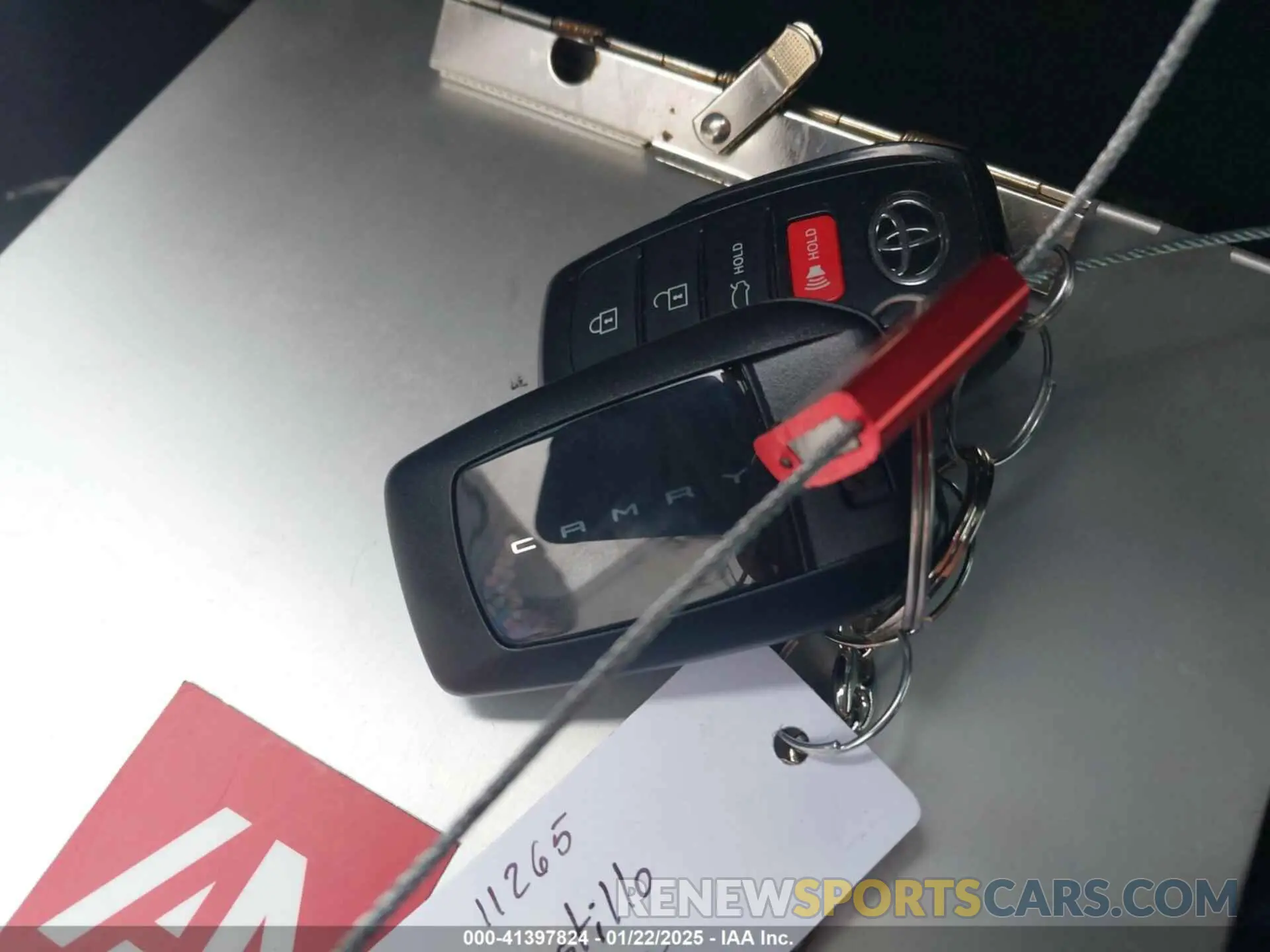 11 fotografías del automóvil dañado 4T1DAACK7SU538686 TOYOTA CAMRY 2025