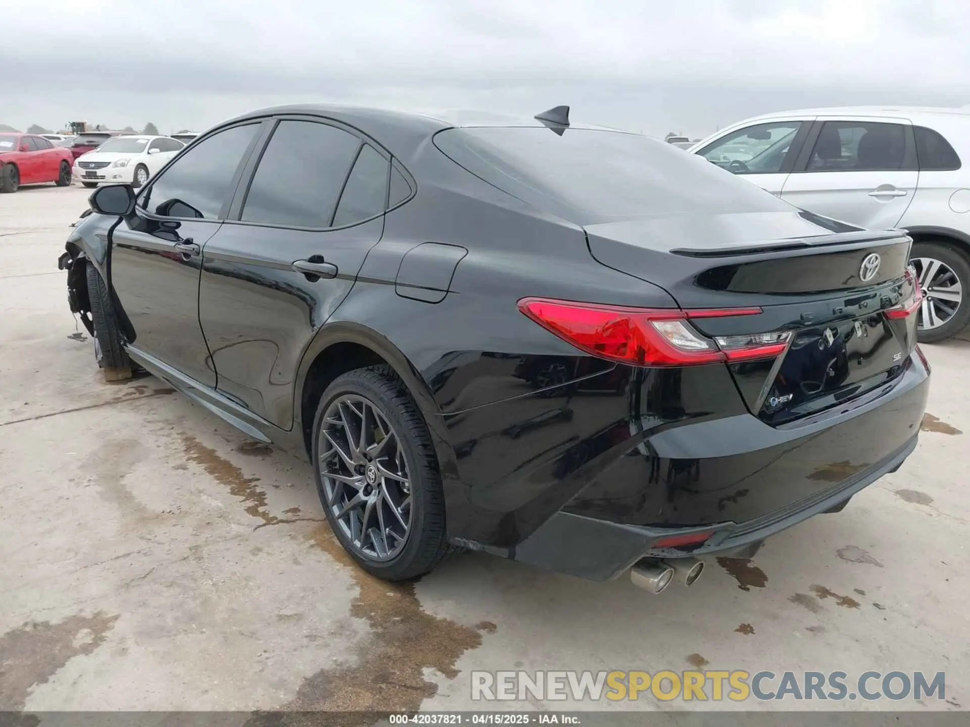 3 fotografías del automóvil dañado 4T1DAACK7SU542365 TOYOTA CAMRY 2025