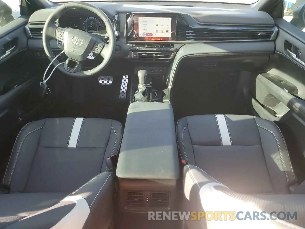 8 fotografías del automóvil dañado 4T1DAACK7SU544861 TOYOTA CAMRY 2025