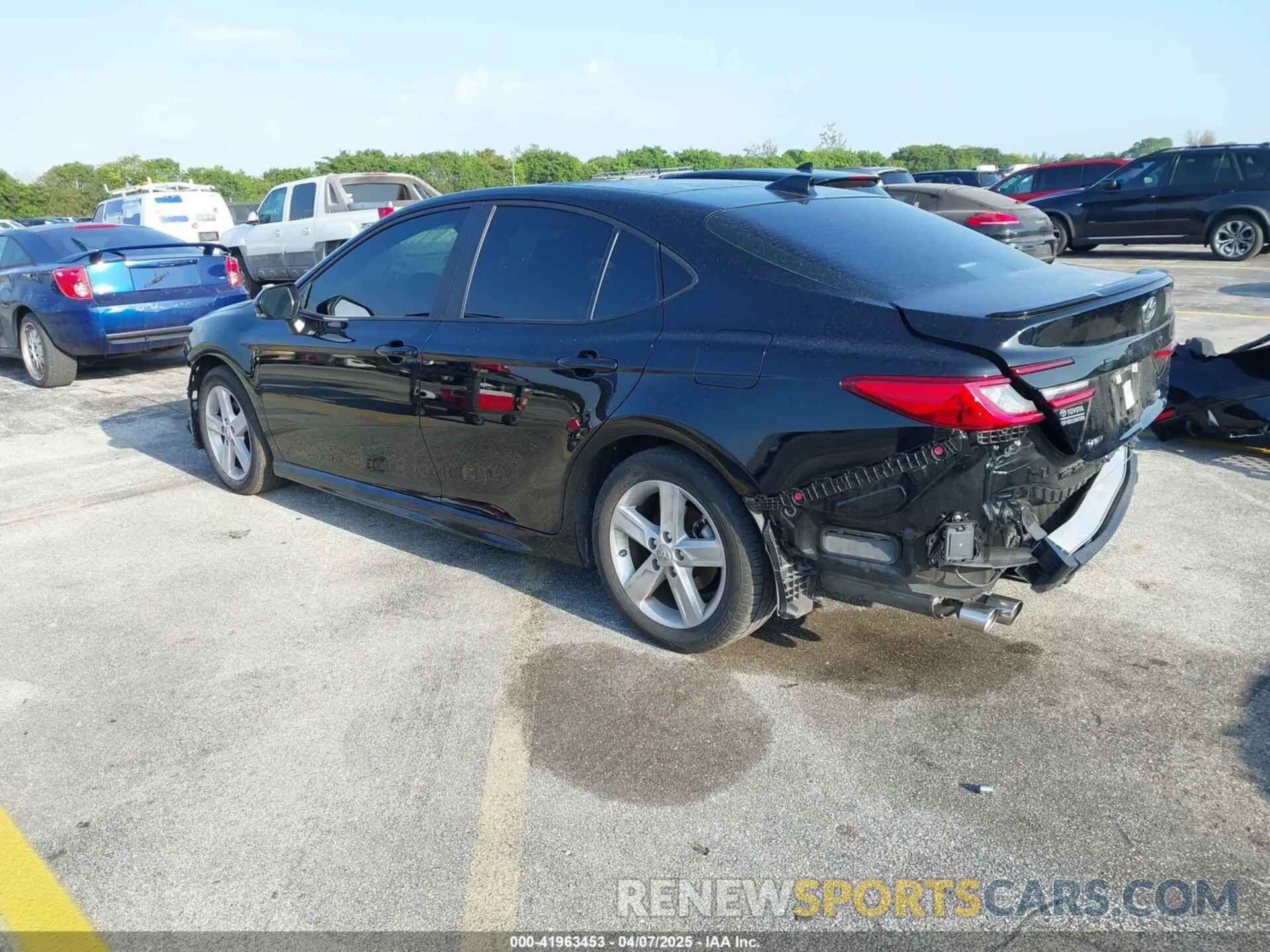 3 fotografías del automóvil dañado 4T1DAACK7SU559148 TOYOTA CAMRY 2025