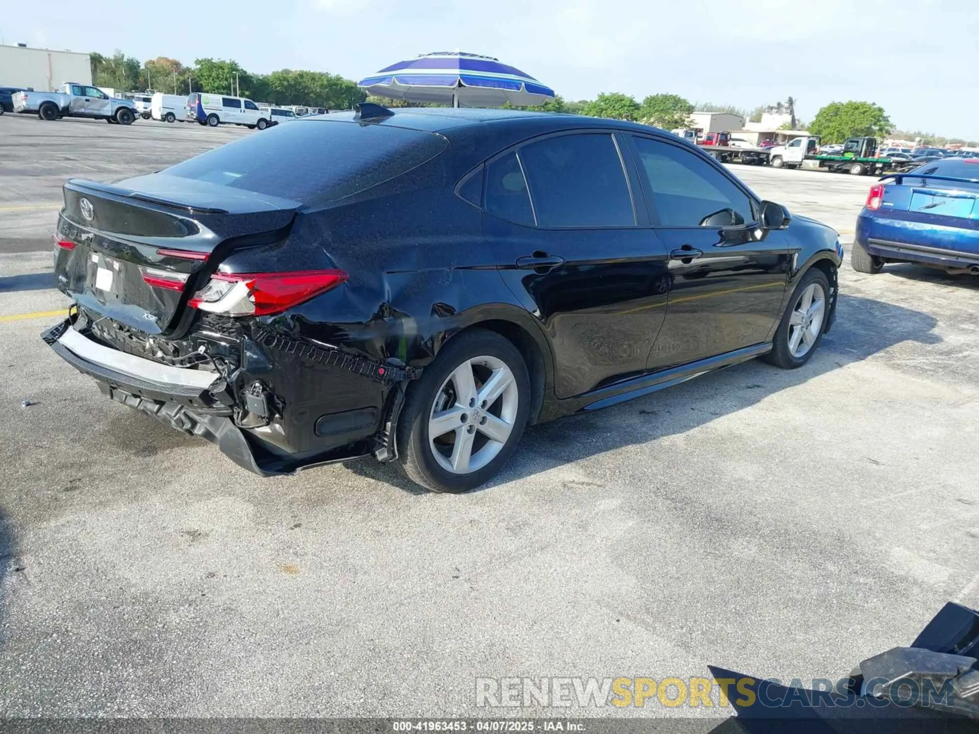 4 fotografías del automóvil dañado 4T1DAACK7SU559148 TOYOTA CAMRY 2025