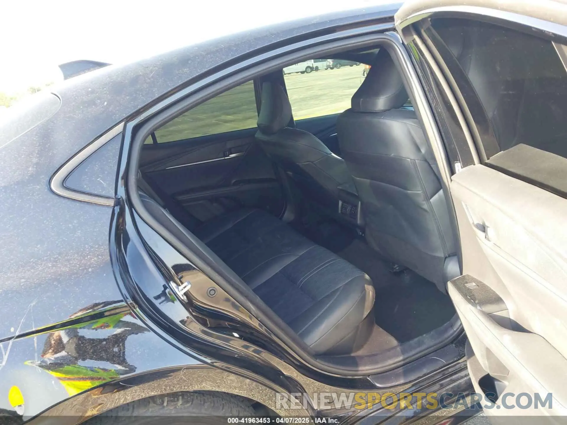 8 fotografías del automóvil dañado 4T1DAACK7SU559148 TOYOTA CAMRY 2025