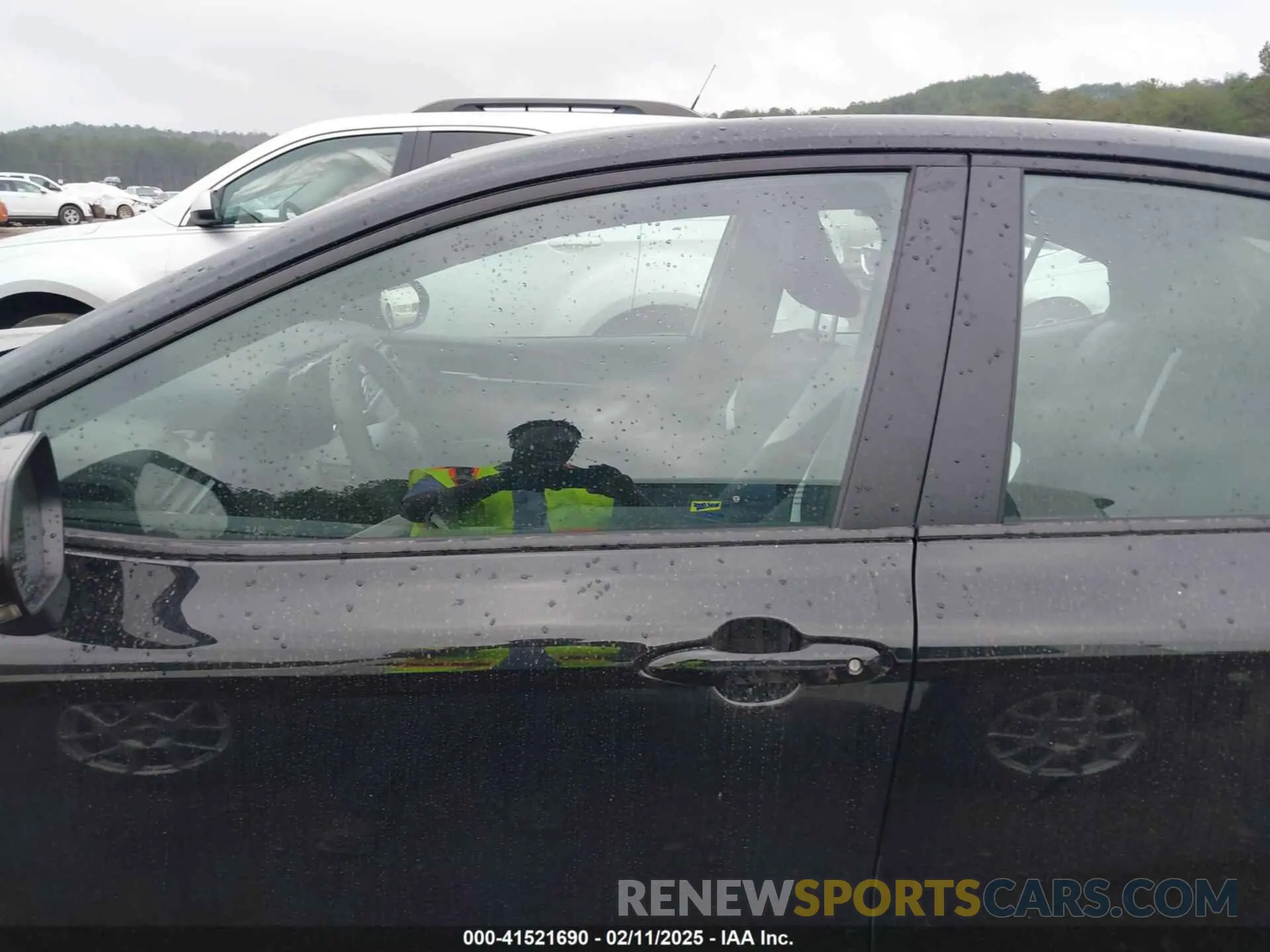 14 fotografías del automóvil dañado 4T1DAACK7SU568884 TOYOTA CAMRY 2025