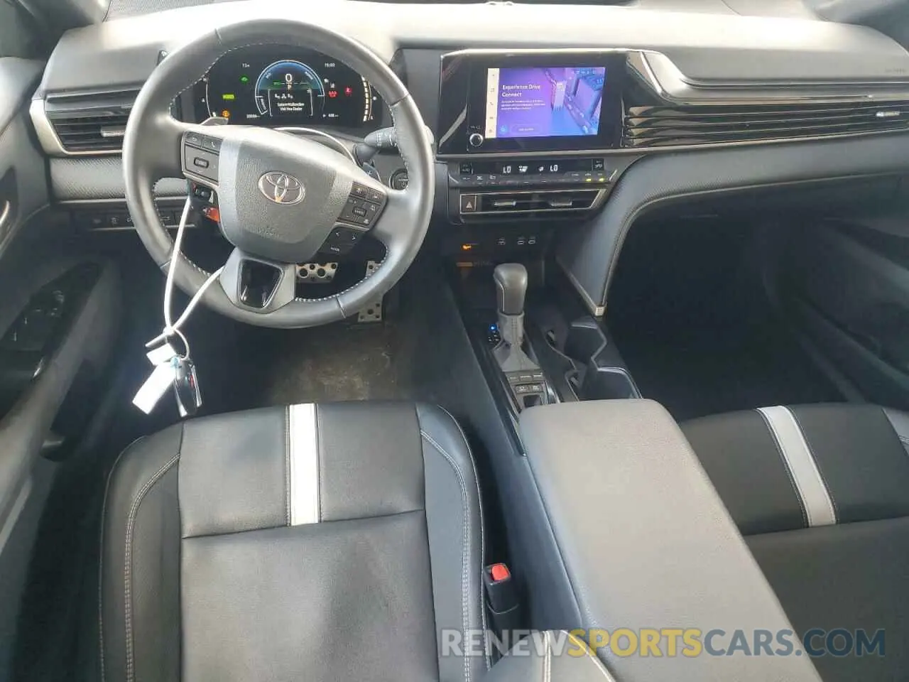 8 fotografías del automóvil dañado 4T1DAACK8SU005830 TOYOTA CAMRY 2025