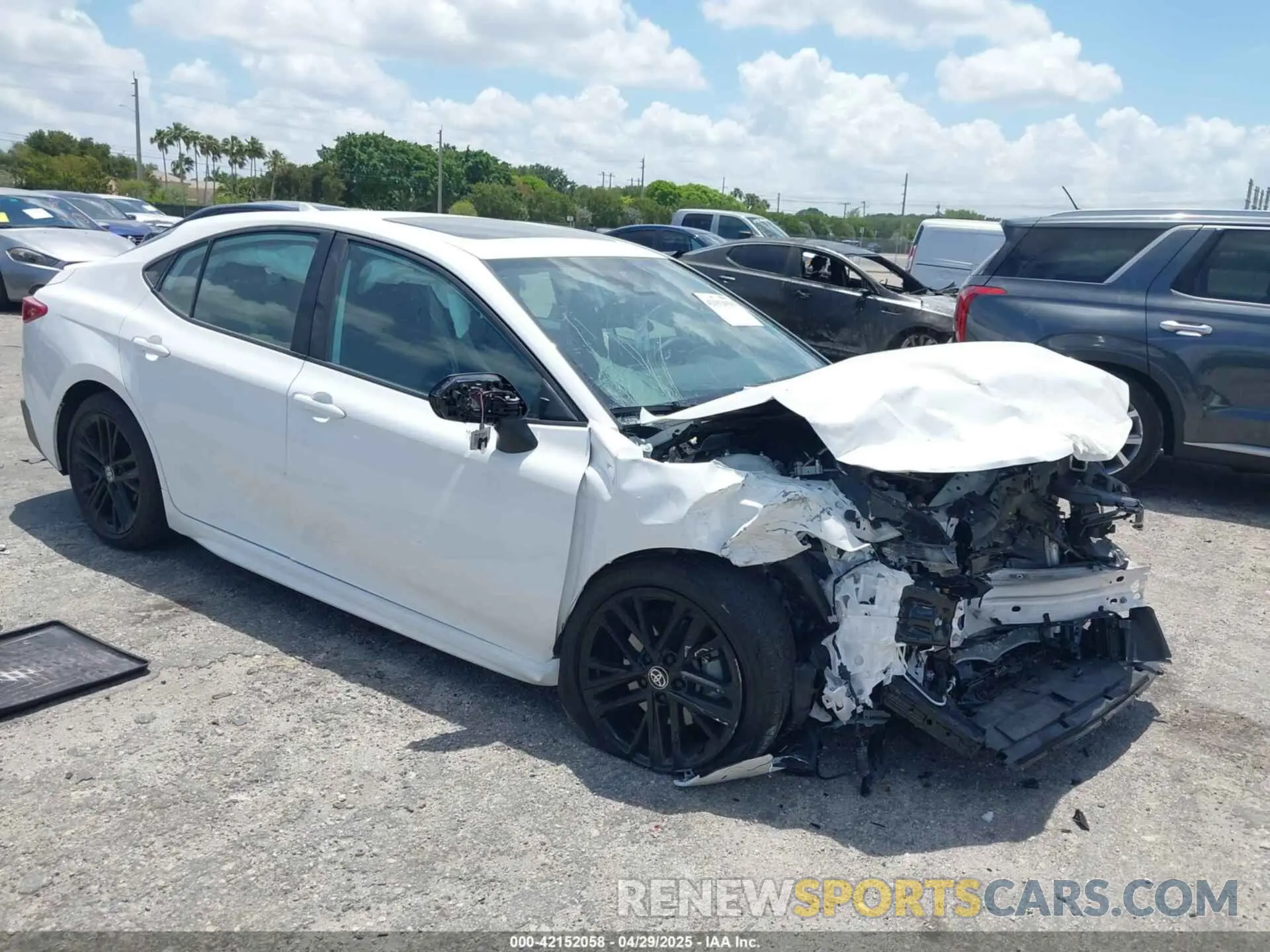 1 fotografías del automóvil dañado 4T1DAACK8SU008033 TOYOTA CAMRY 2025