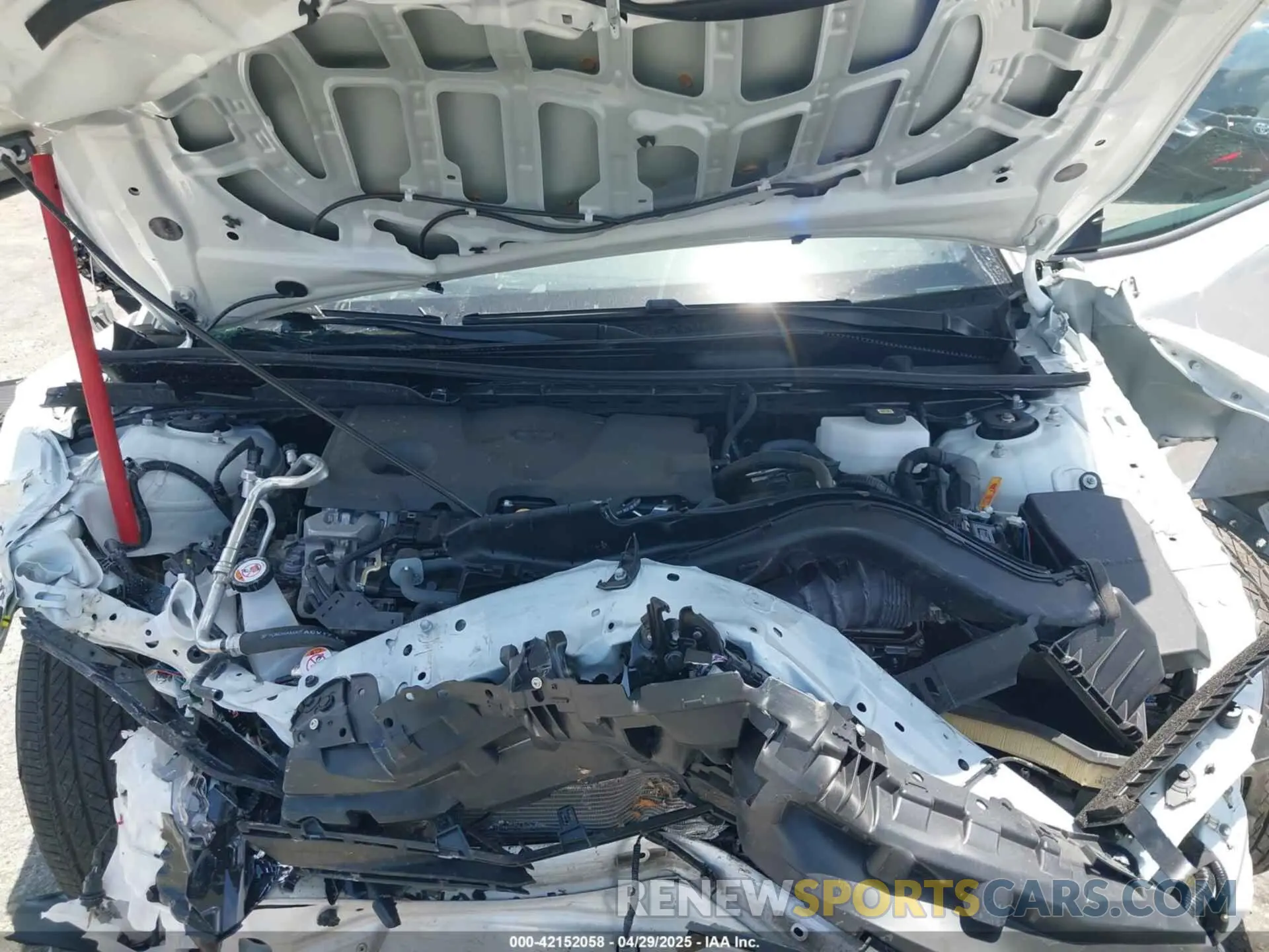 10 fotografías del automóvil dañado 4T1DAACK8SU008033 TOYOTA CAMRY 2025
