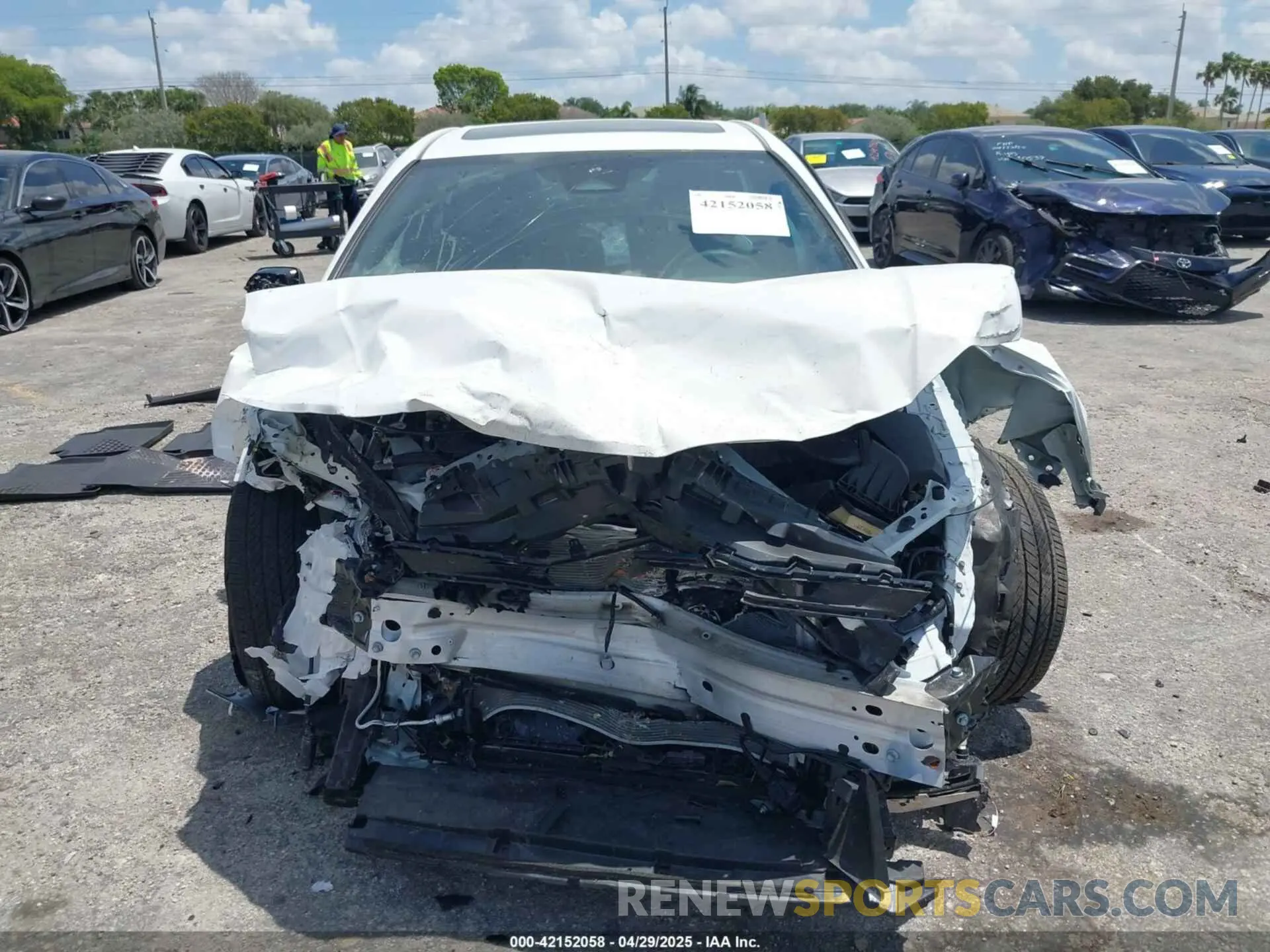 13 fotografías del automóvil dañado 4T1DAACK8SU008033 TOYOTA CAMRY 2025
