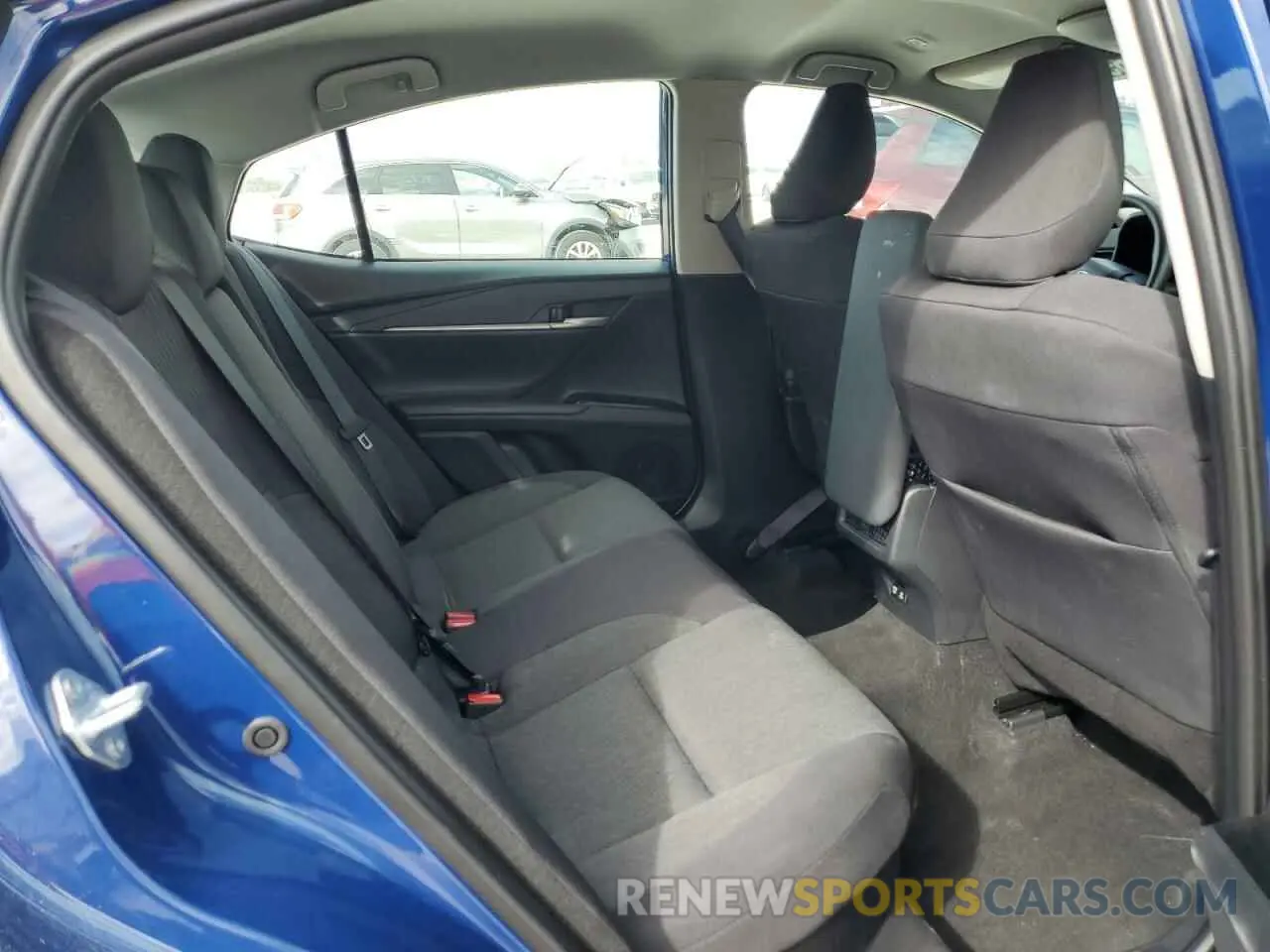 10 fotografías del automóvil dañado 4T1DAACK8SU010493 TOYOTA CAMRY 2025