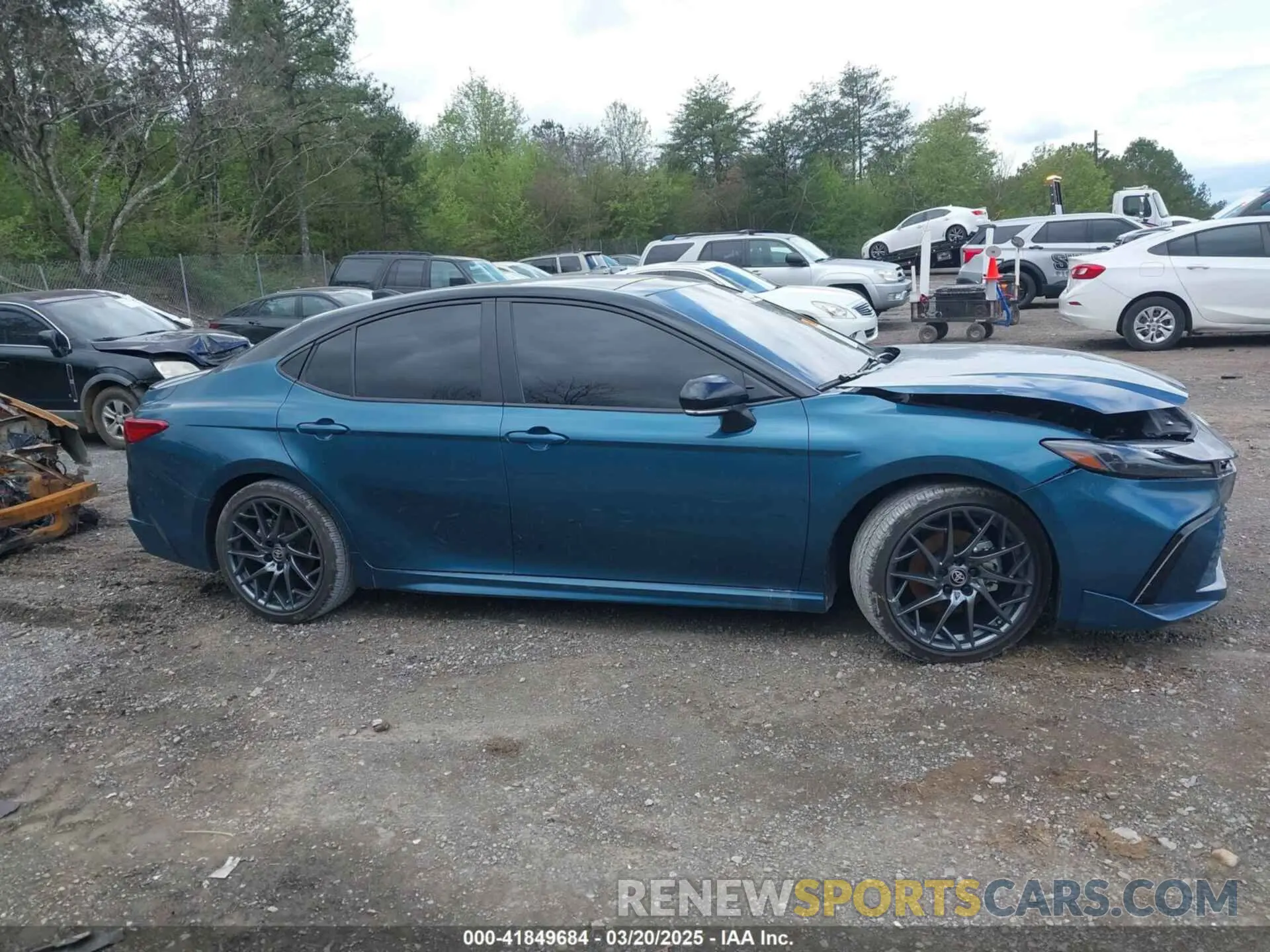 13 fotografías del automóvil dañado 4T1DAACK8SU011479 TOYOTA CAMRY 2025