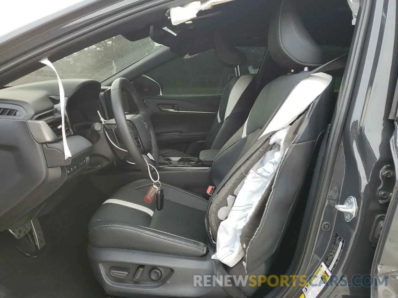 7 fotografías del automóvil dañado 4T1DAACK8SU029187 TOYOTA CAMRY 2025