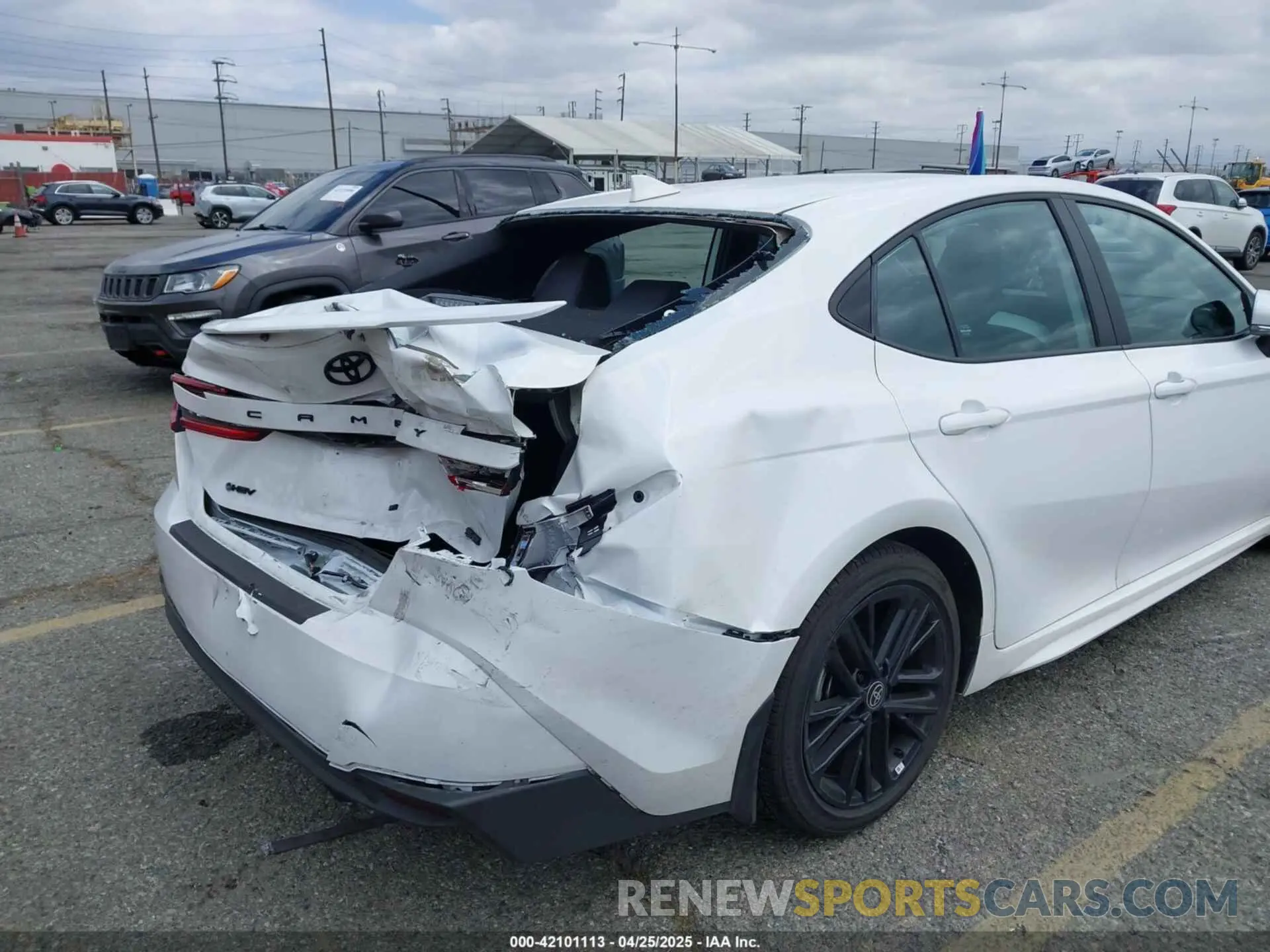17 fotografías del automóvil dañado 4T1DAACK8SU030954 TOYOTA CAMRY 2025