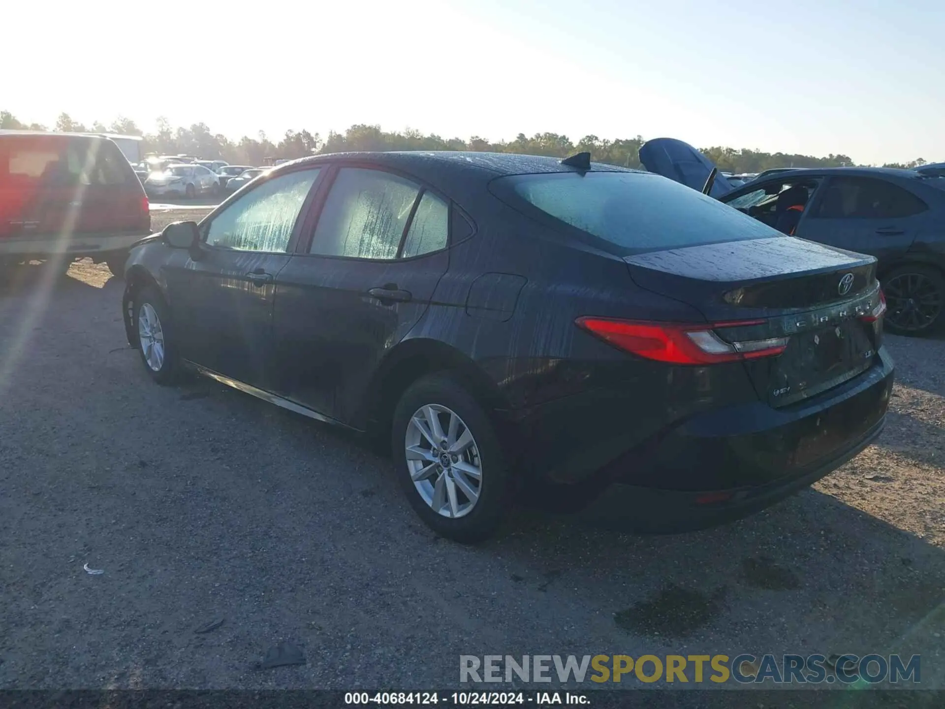 3 fotografías del automóvil dañado 4T1DAACK8SU034339 TOYOTA CAMRY 2025