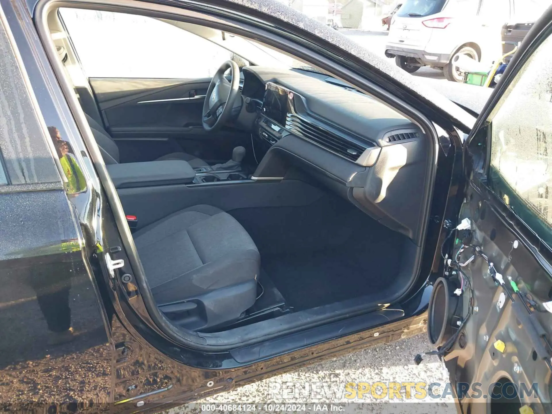 5 fotografías del automóvil dañado 4T1DAACK8SU034339 TOYOTA CAMRY 2025