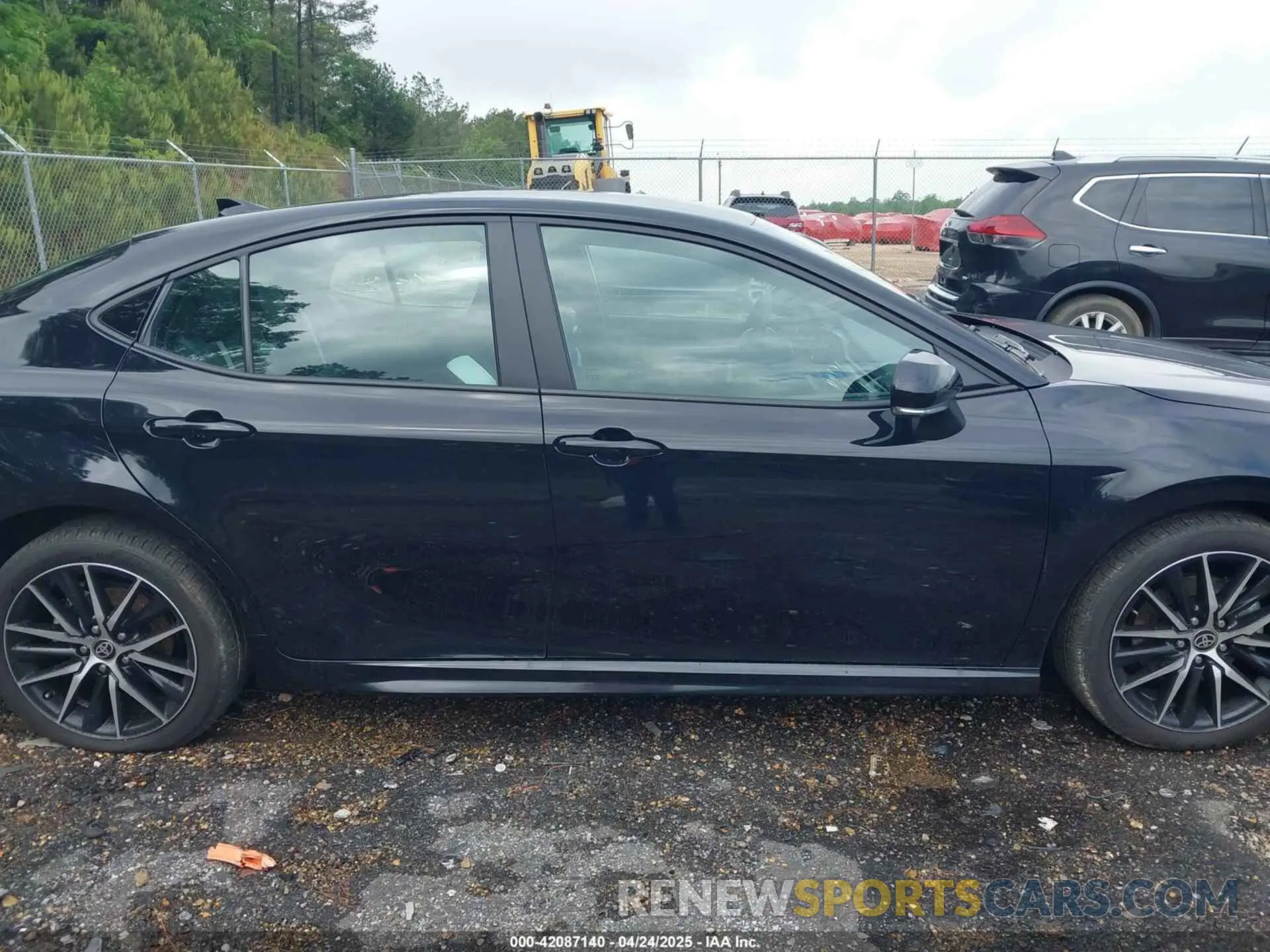 13 fotografías del automóvil dañado 4T1DAACK8SU038360 TOYOTA CAMRY 2025