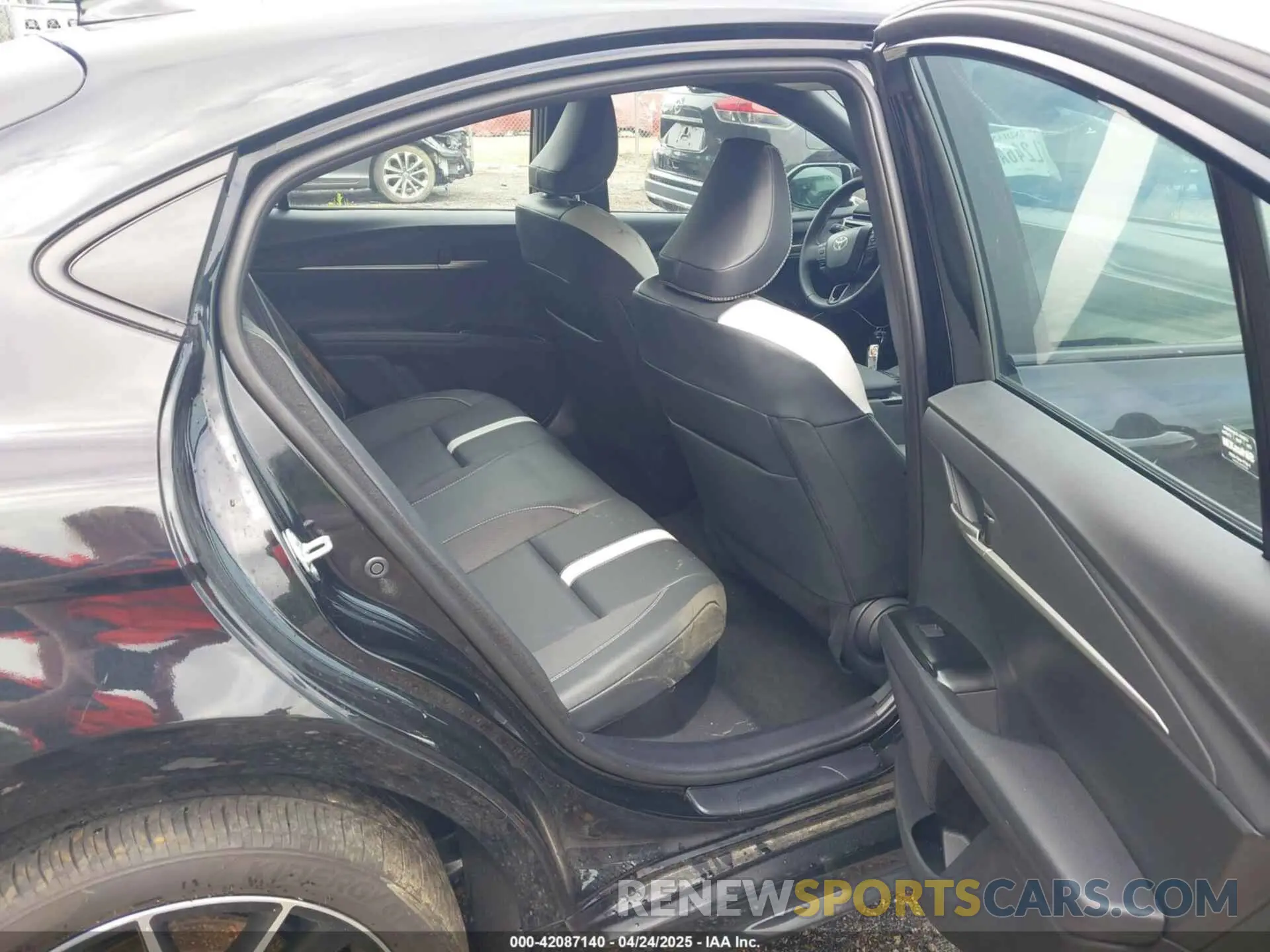 8 fotografías del automóvil dañado 4T1DAACK8SU038360 TOYOTA CAMRY 2025