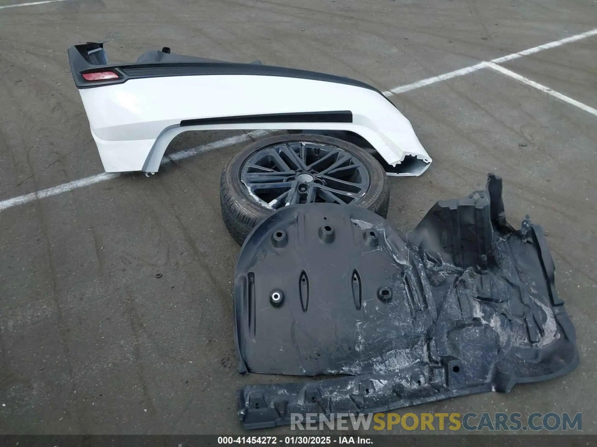 12 fotografías del automóvil dañado 4T1DAACK8SU042036 TOYOTA CAMRY 2025