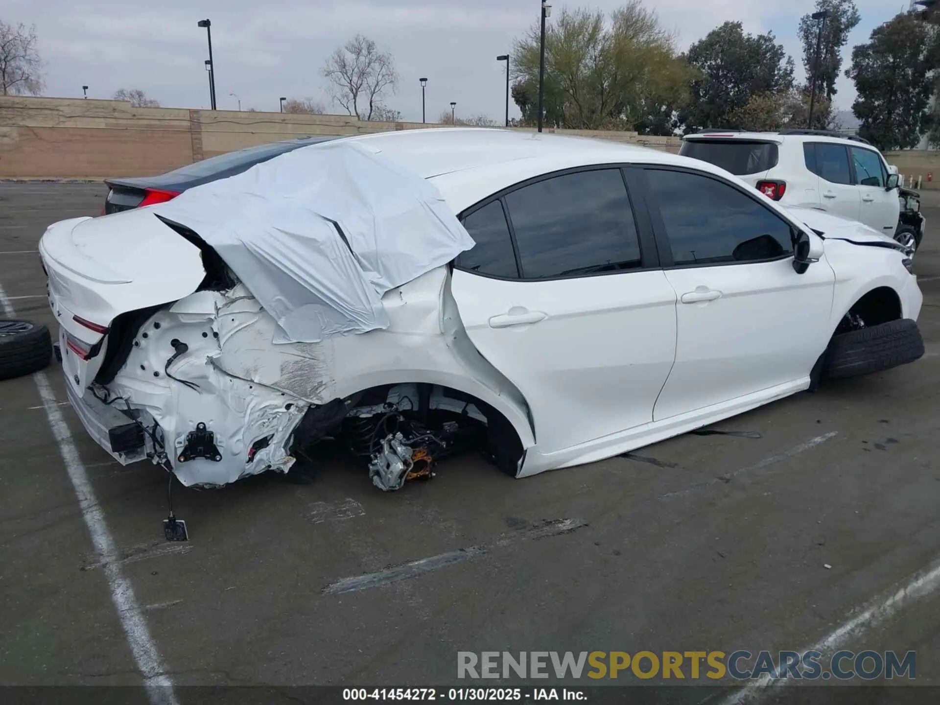 19 fotografías del automóvil dañado 4T1DAACK8SU042036 TOYOTA CAMRY 2025