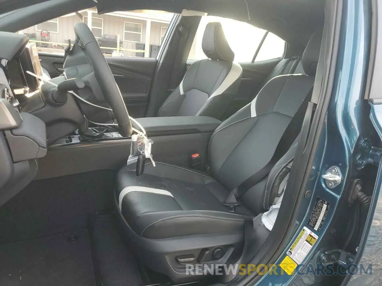 7 fotografías del automóvil dañado 4T1DAACK8SU043364 TOYOTA CAMRY 2025
