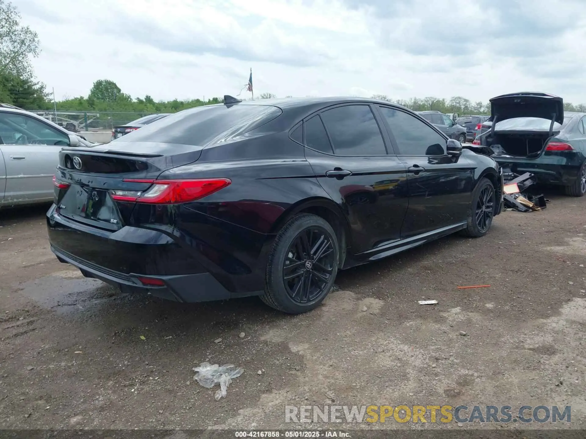 4 fotografías del automóvil dañado 4T1DAACK8SU043669 TOYOTA CAMRY 2025