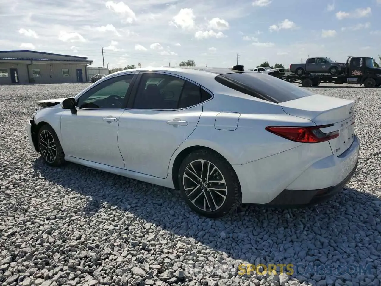 2 fotografías del automóvil dañado 4T1DAACK8SU068409 TOYOTA CAMRY 2025