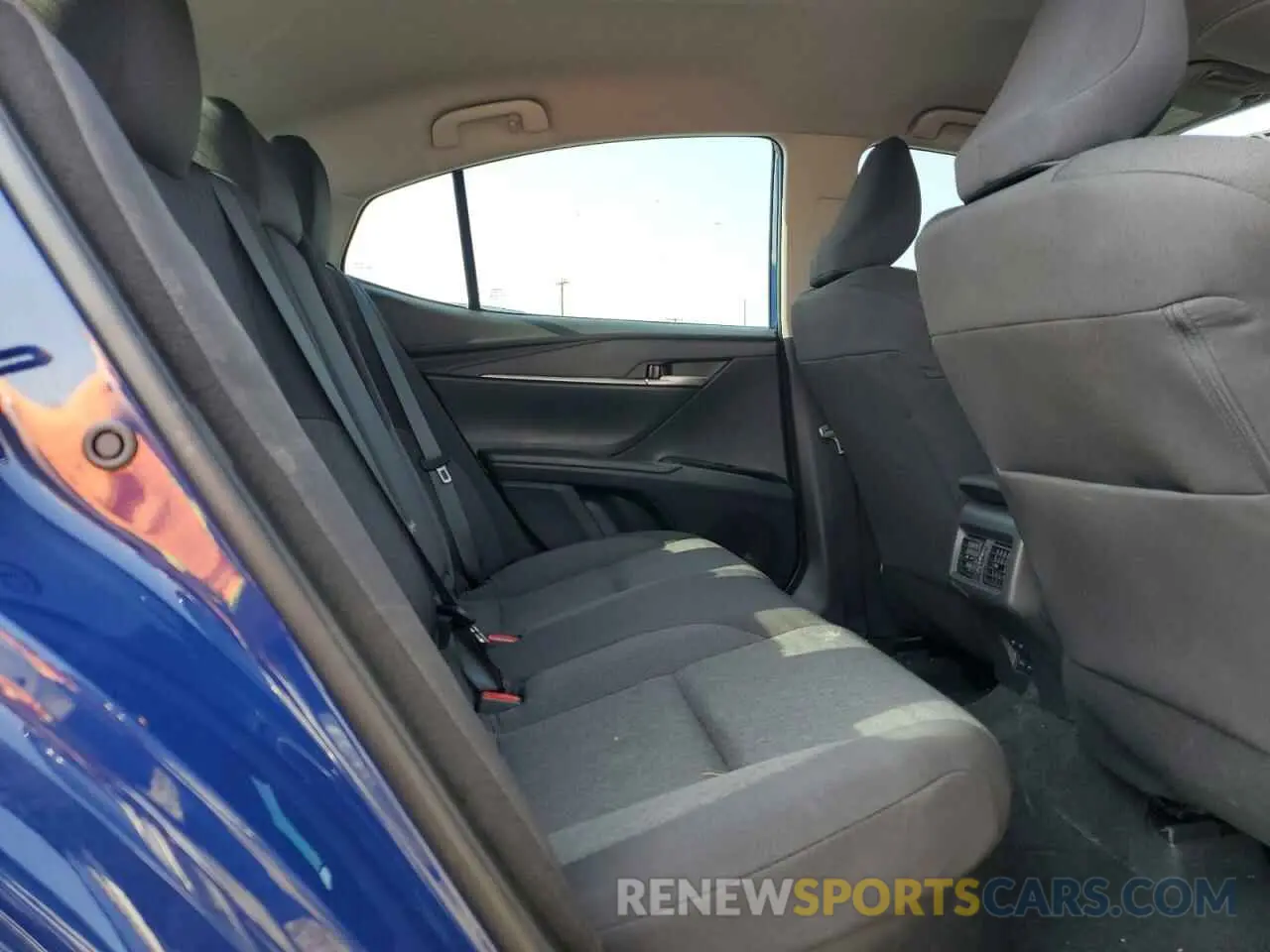 10 fotografías del automóvil dañado 4T1DAACK8SU071004 TOYOTA CAMRY 2025