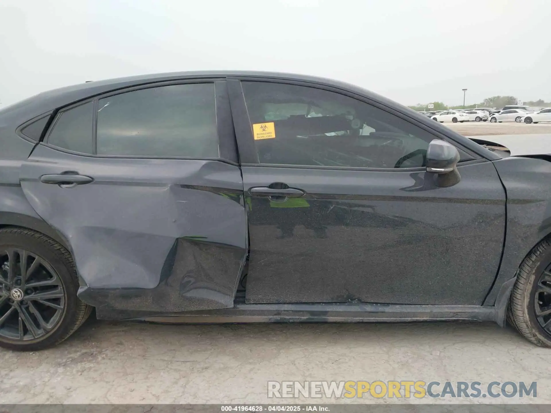 13 fotografías del automóvil dañado 4T1DAACK8SU073156 TOYOTA CAMRY 2025