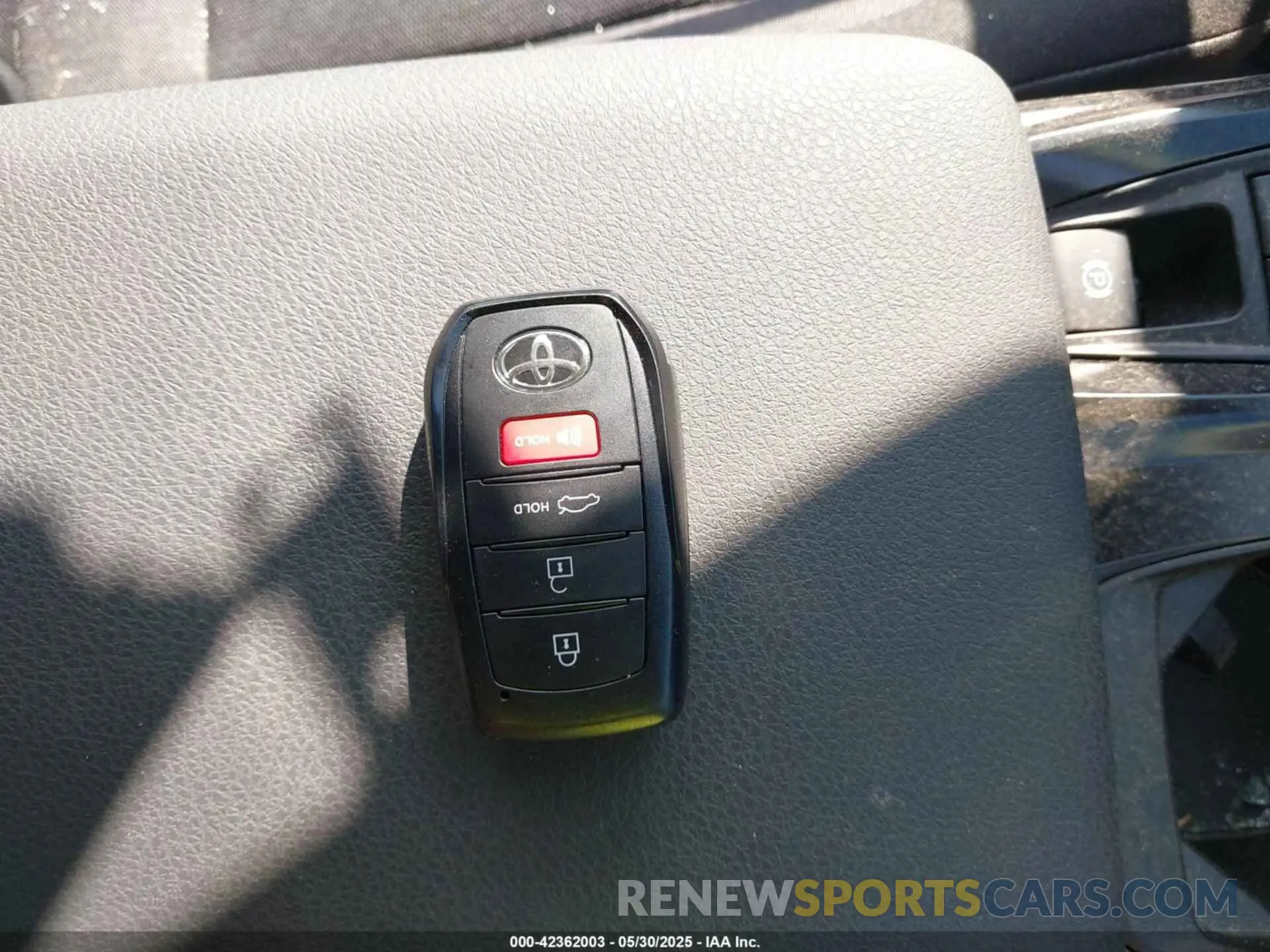 11 fotografías del automóvil dañado 4T1DAACK8SU094346 TOYOTA CAMRY 2025