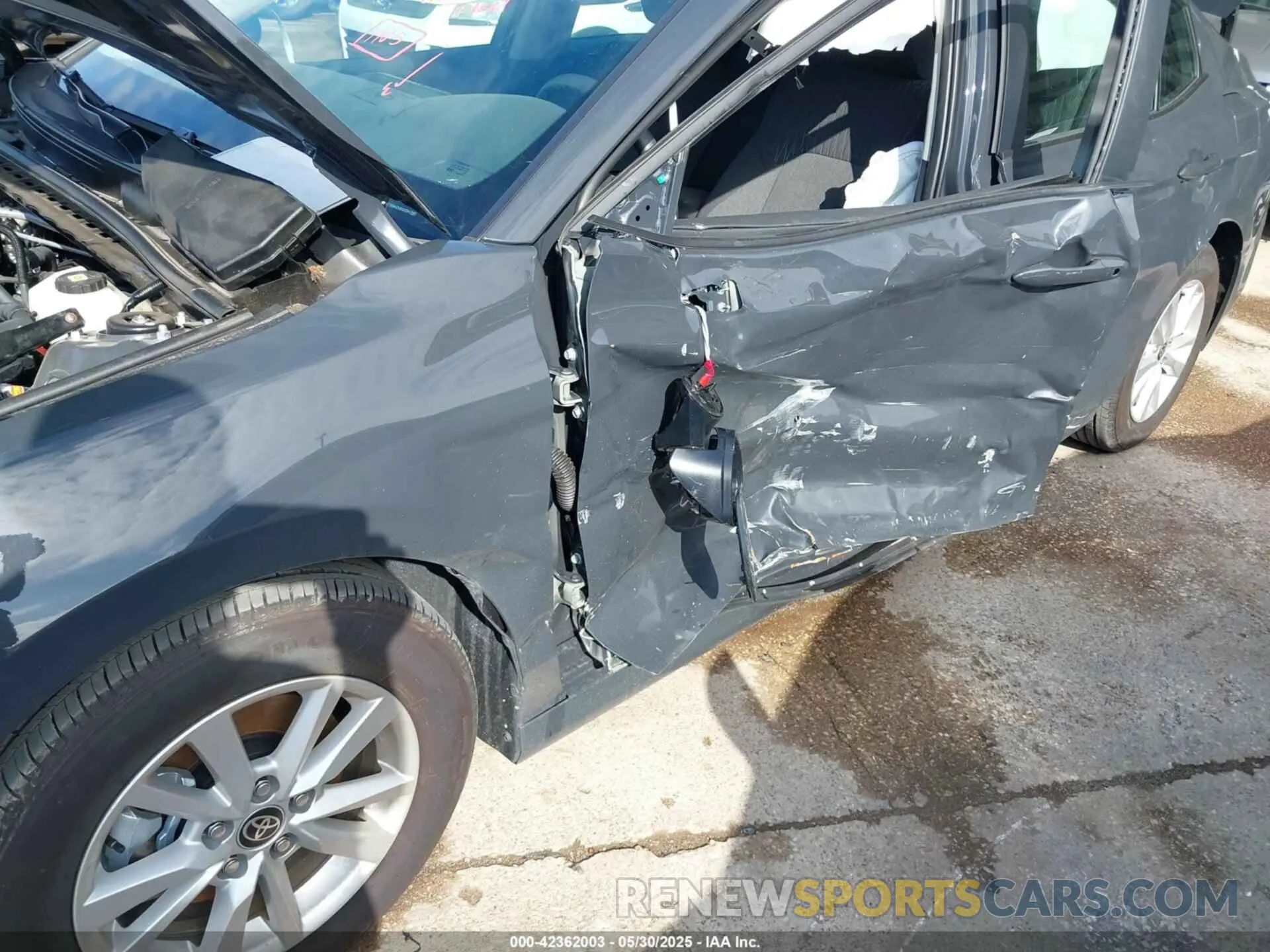 6 fotografías del automóvil dañado 4T1DAACK8SU094346 TOYOTA CAMRY 2025