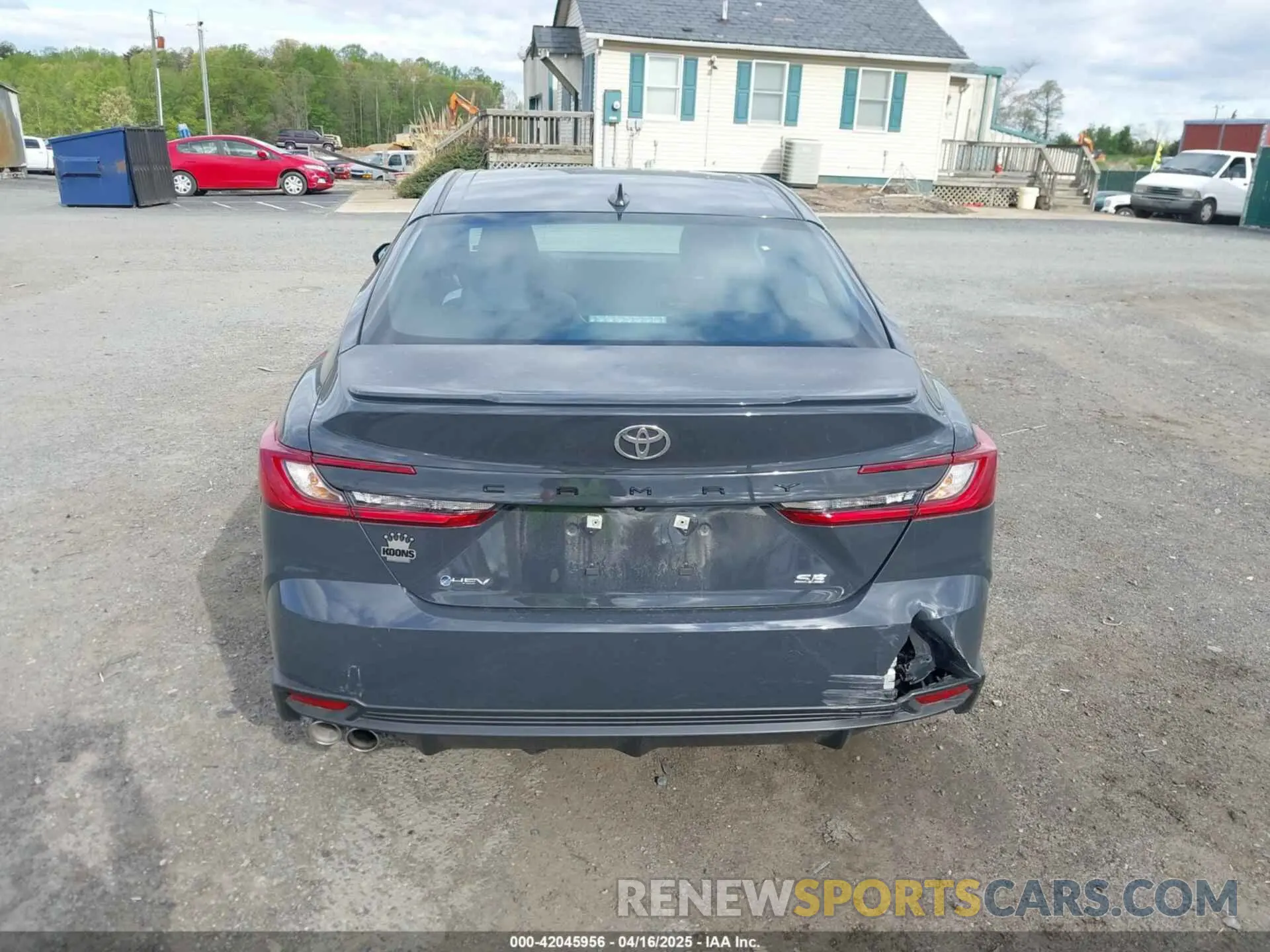 16 fotografías del automóvil dañado 4T1DAACK8SU111520 TOYOTA CAMRY 2025
