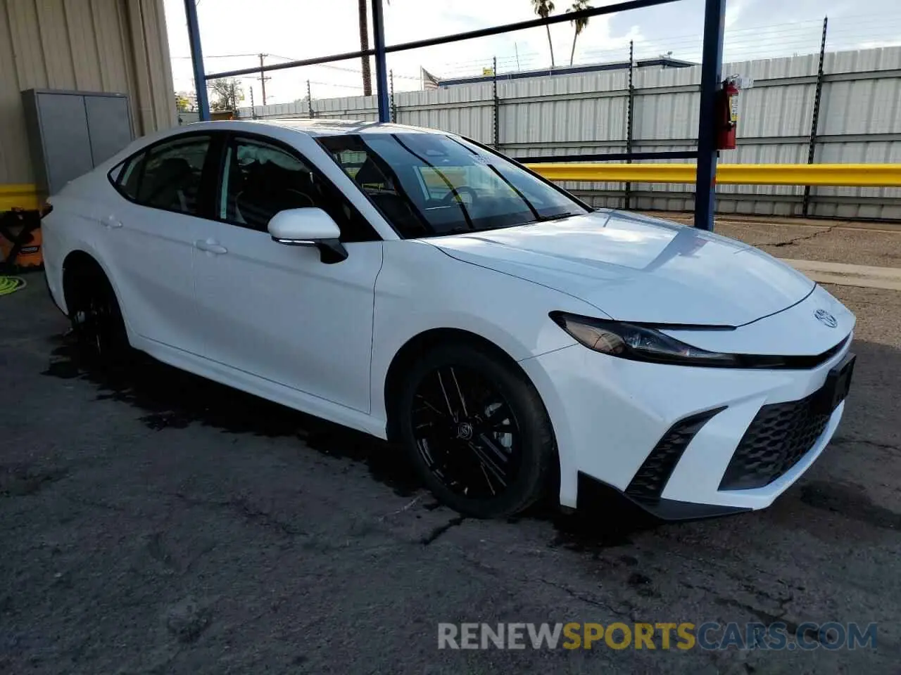 4 fotografías del automóvil dañado 4T1DAACK8SU120878 TOYOTA CAMRY 2025