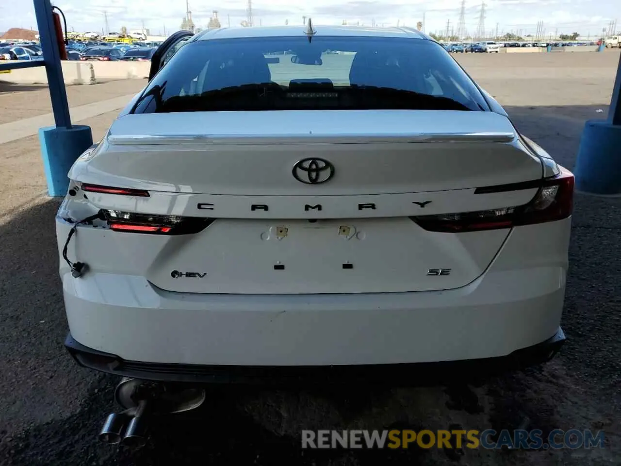 6 fotografías del automóvil dañado 4T1DAACK8SU120878 TOYOTA CAMRY 2025